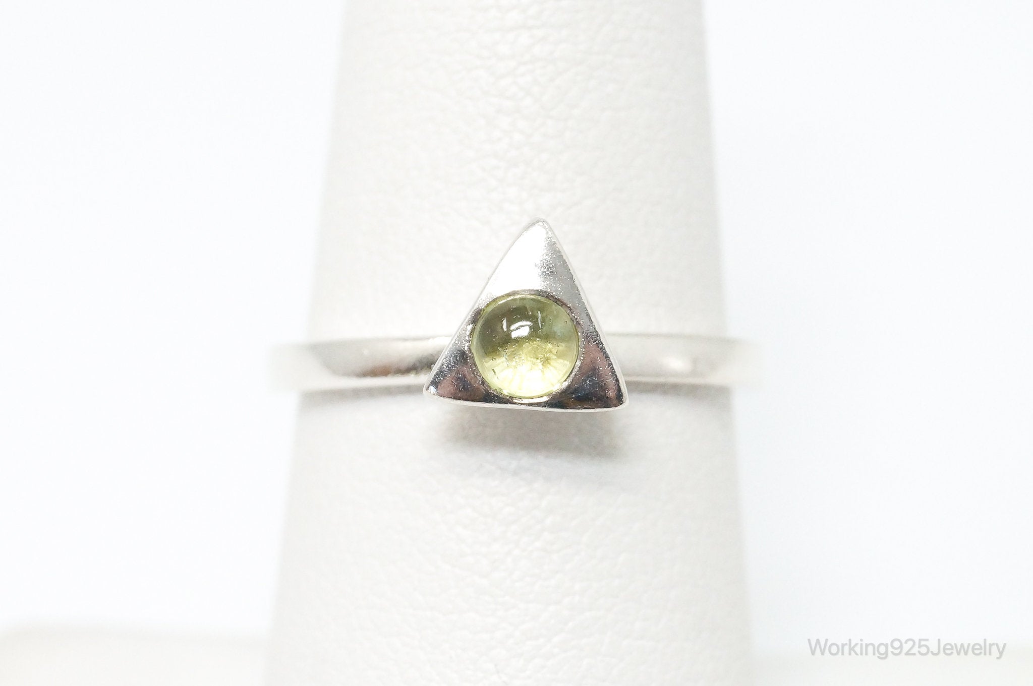 Vintage Peridot Sterling Silver Ring - Size 7
