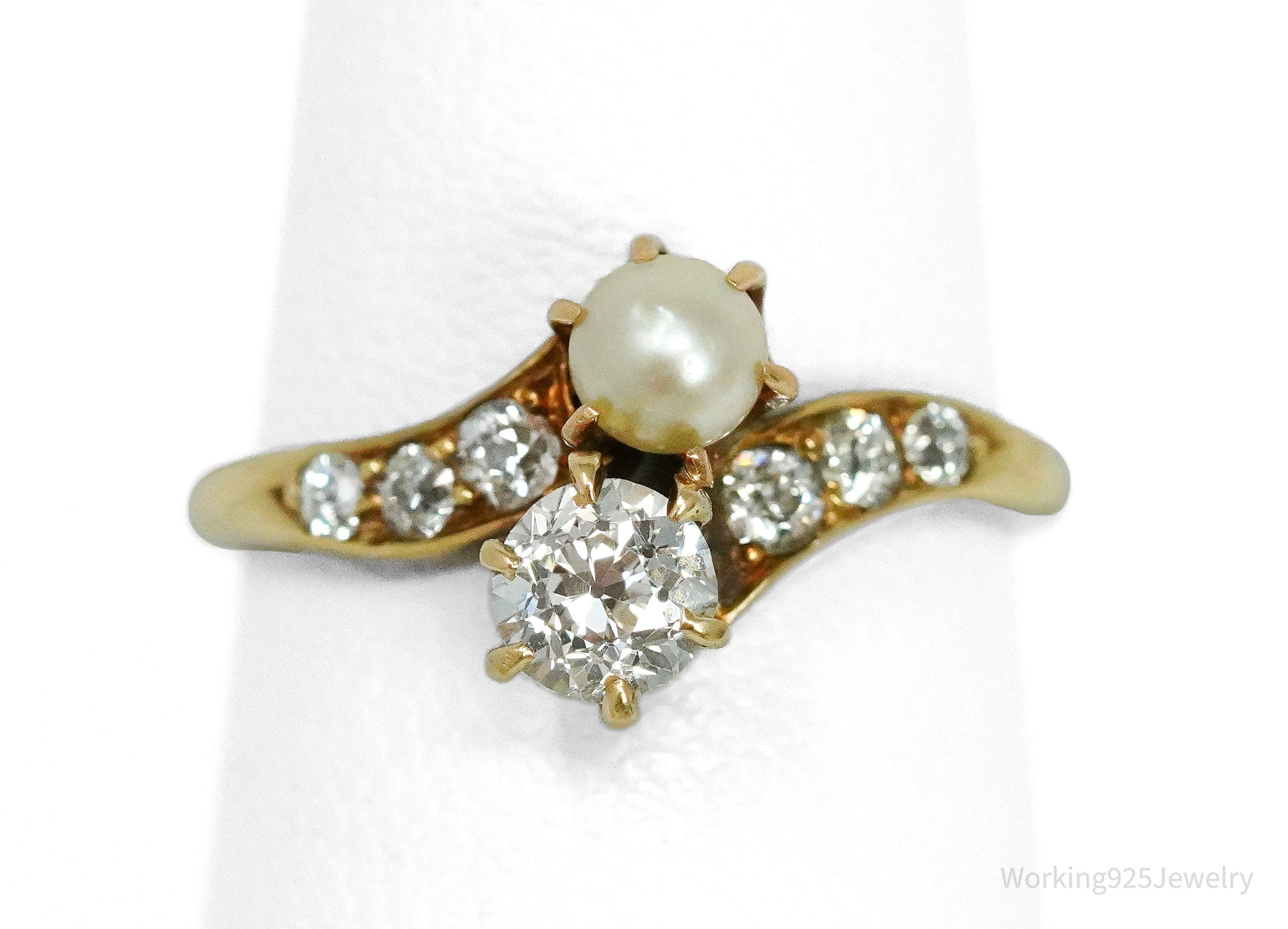 14K Yellow Gold Diamond & Pearl Prong Set Ring - Size 4.75