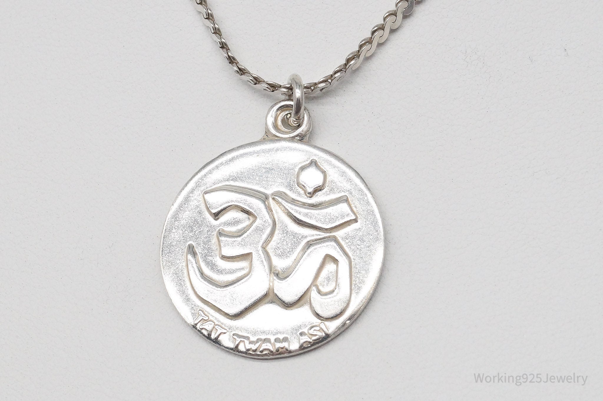 Vintage Kaag large Om Symbol Pendant Sterling Silver Necklace 18"