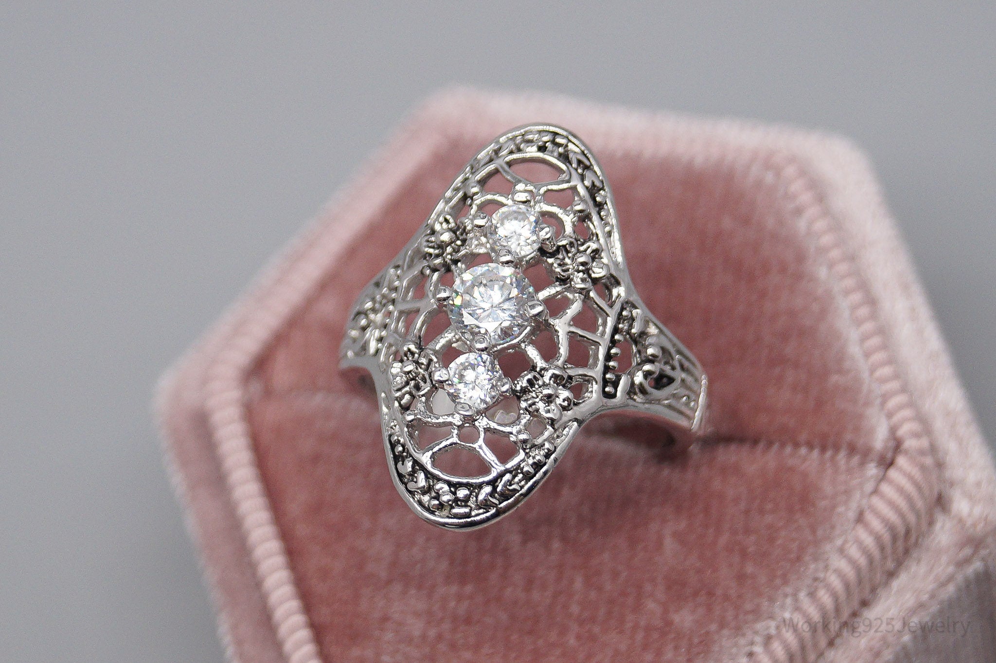 Vintage Cubic Zirconia Sterling Silver Ring - Size 7