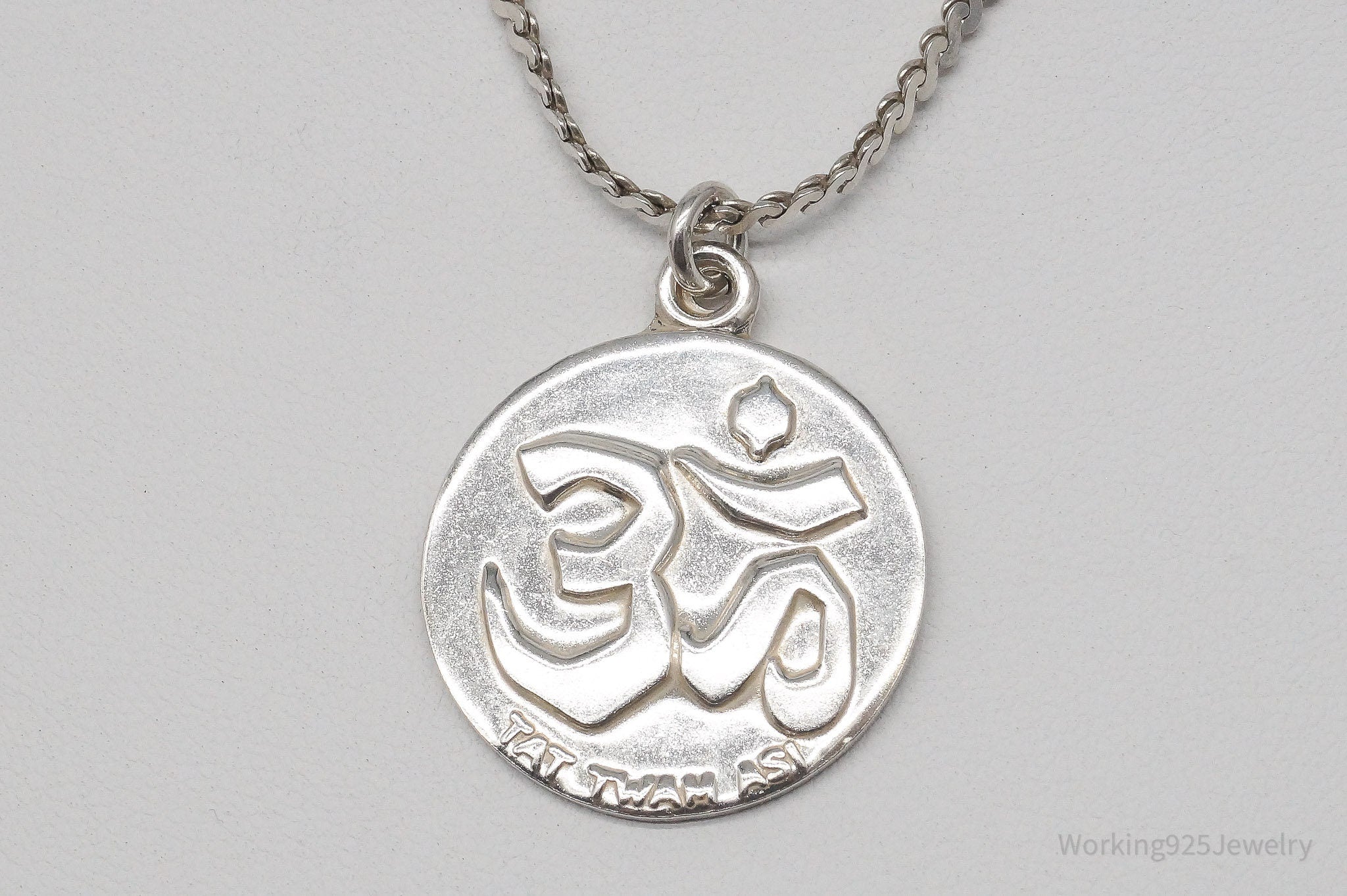 Vintage Kaag large Om Symbol Pendant Sterling Silver Necklace 18"