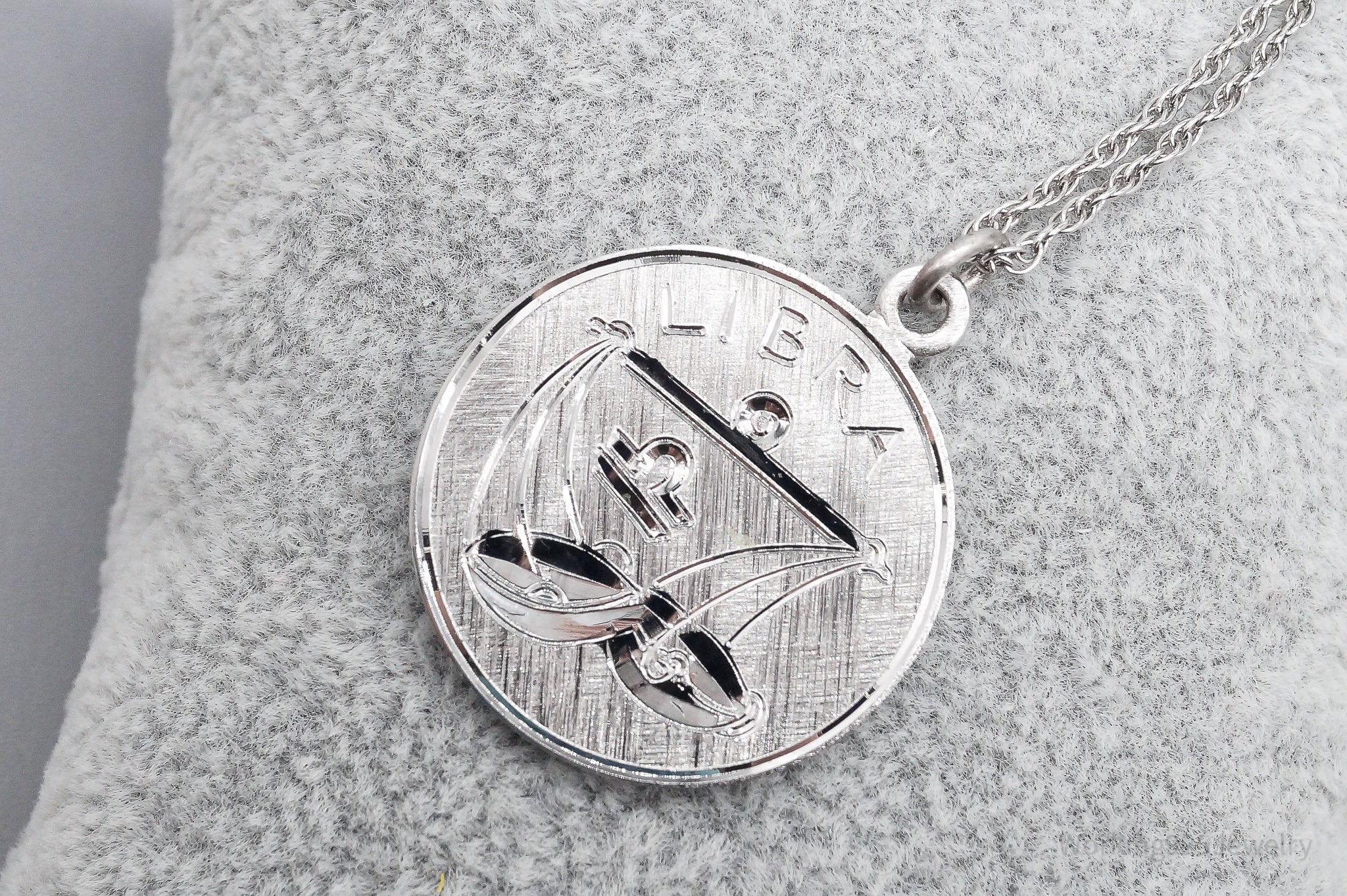 Vintage Well's Libra Sign Sterling Silver Necklace - 20"