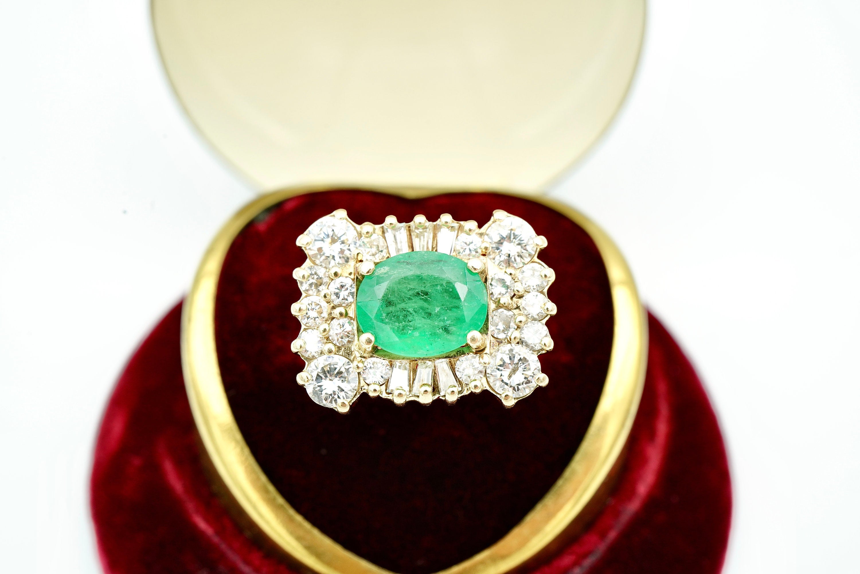 14K Yellow Gold 4.24 ct Emerald & Diamond Ring