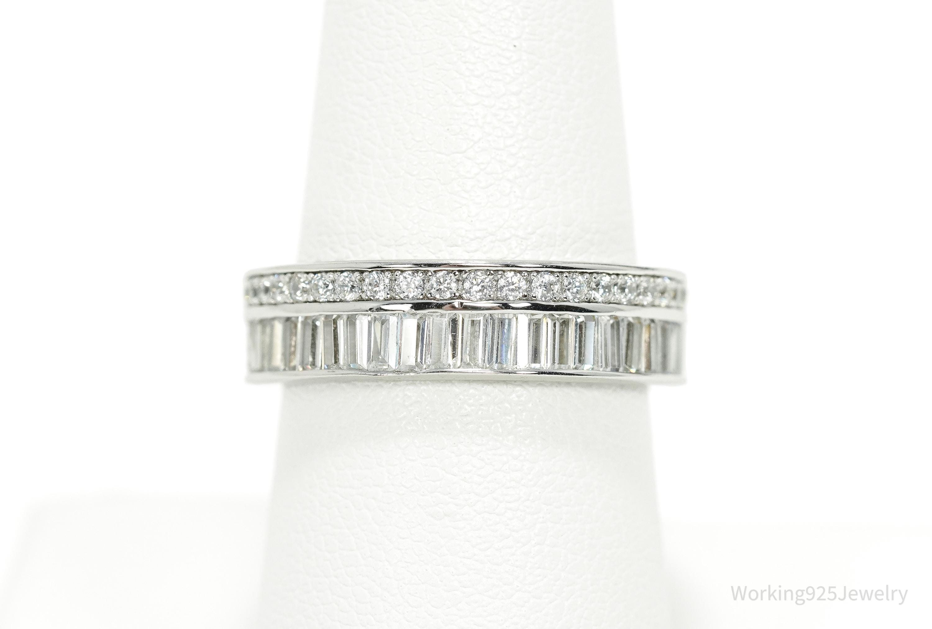 Vintage Cubic Zirconia Sterling Silver Band Ring - Size 8