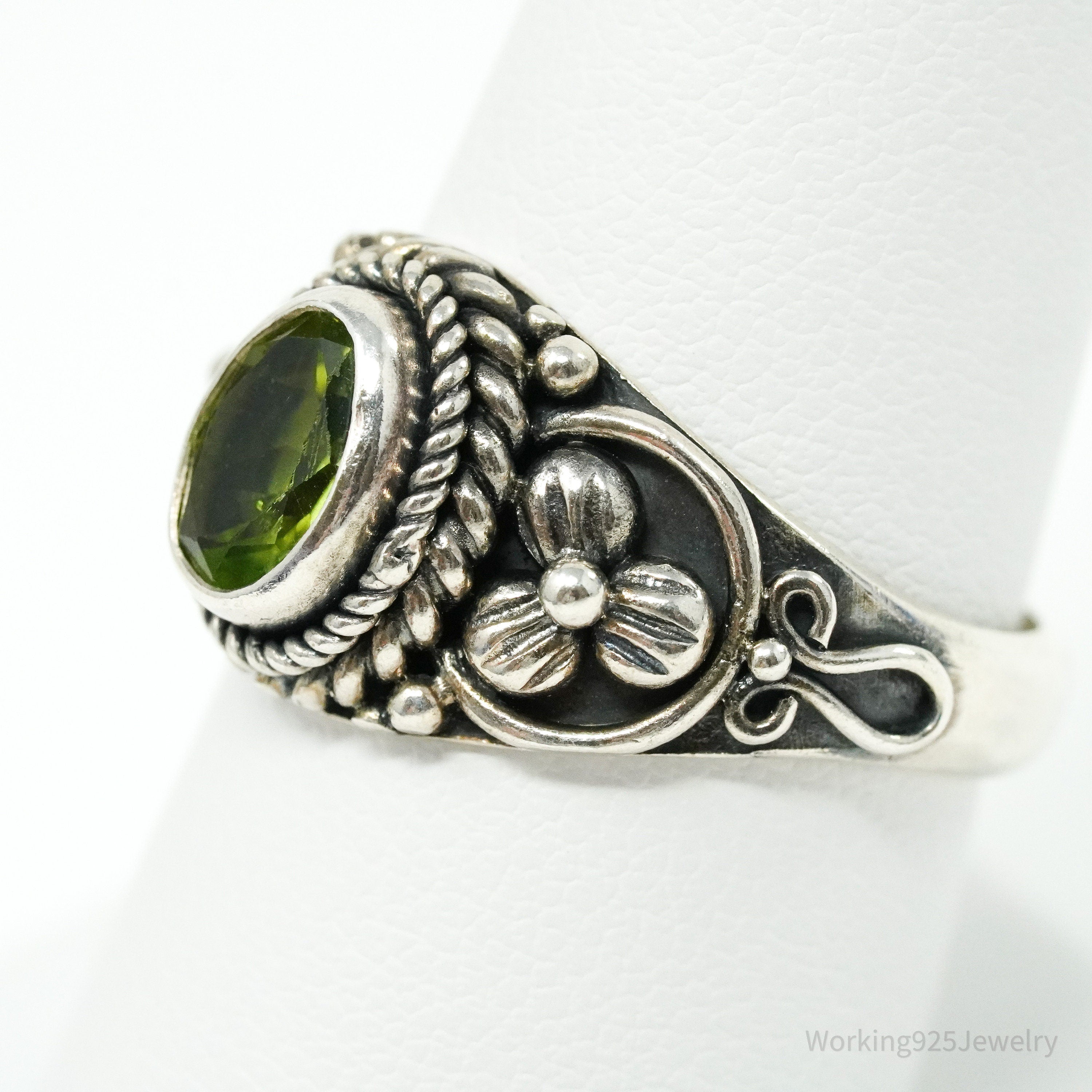 Vintage BA Suarti Peridot Sterling Silver Ring - Size 8.25