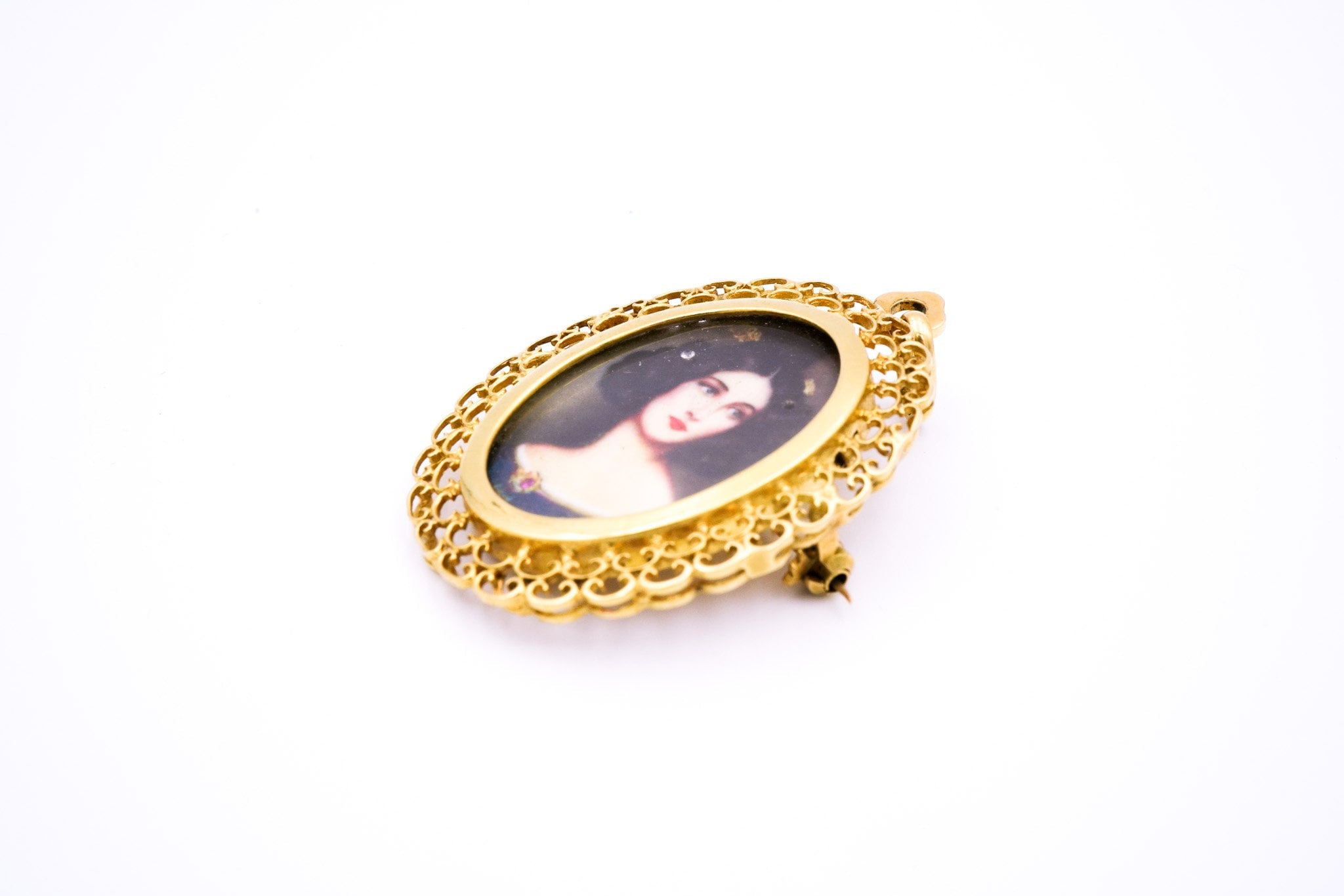18K Yellow Gold Brooch with Zirconias
