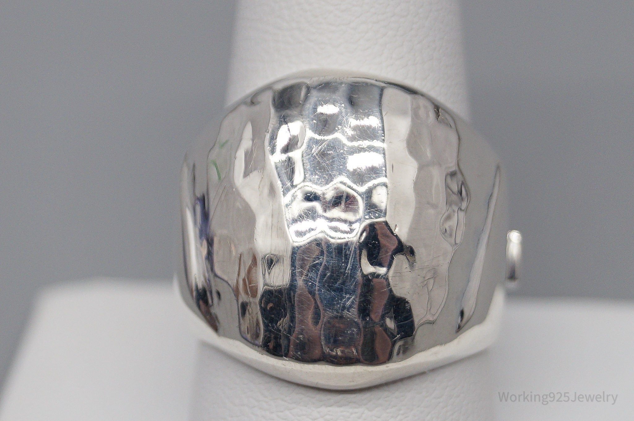 Vintage Designer Elle Sterling Silver & Ruby Band Ring - Size 10