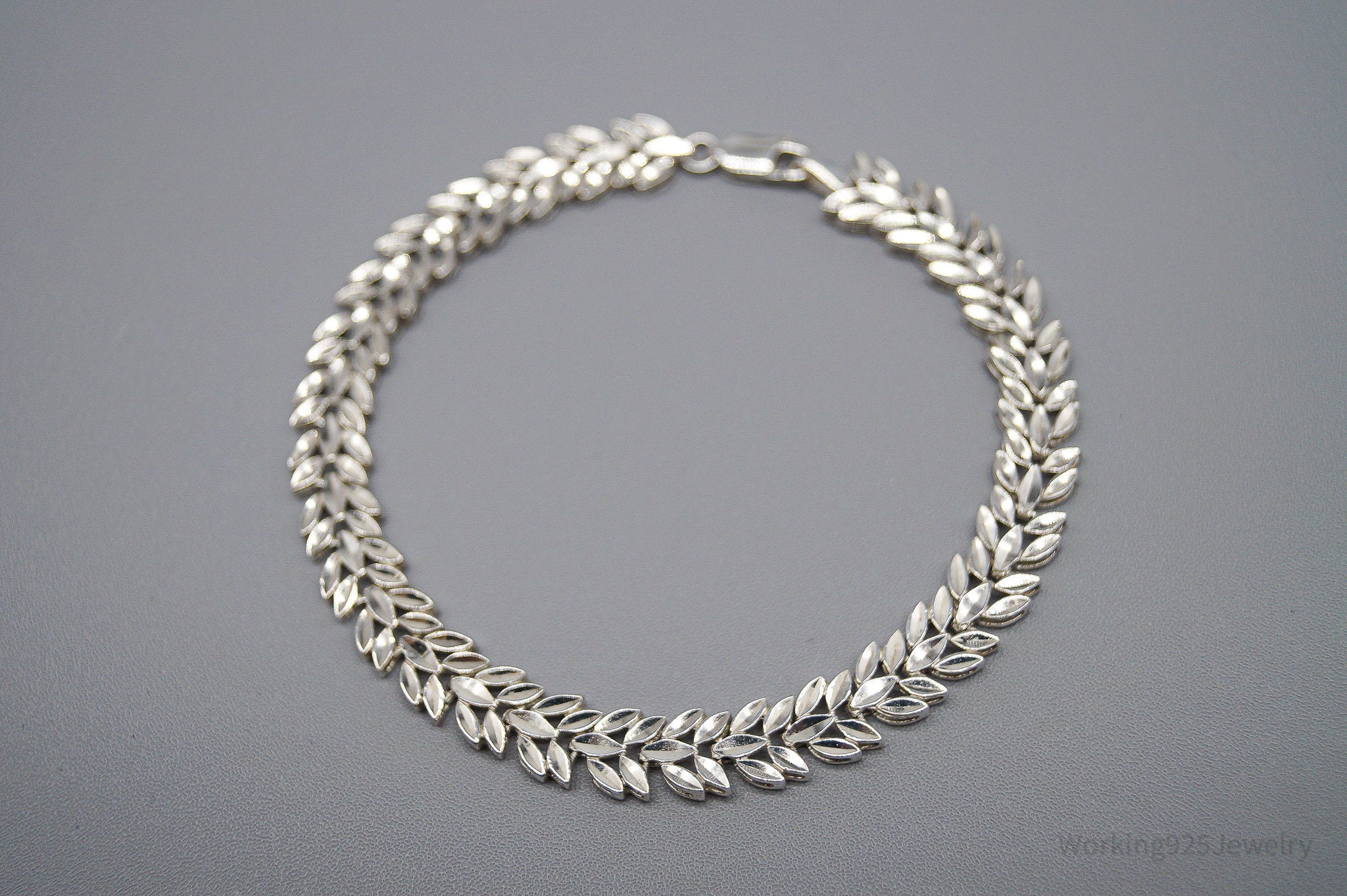 Vintage Bolivian Leaf Pattern Sterling Silver Bracelet 7.5"