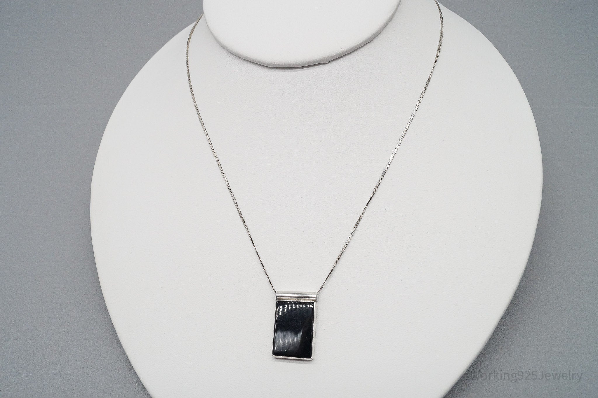 Vintage Black Onyx Sterling Silver Necklace - 16"