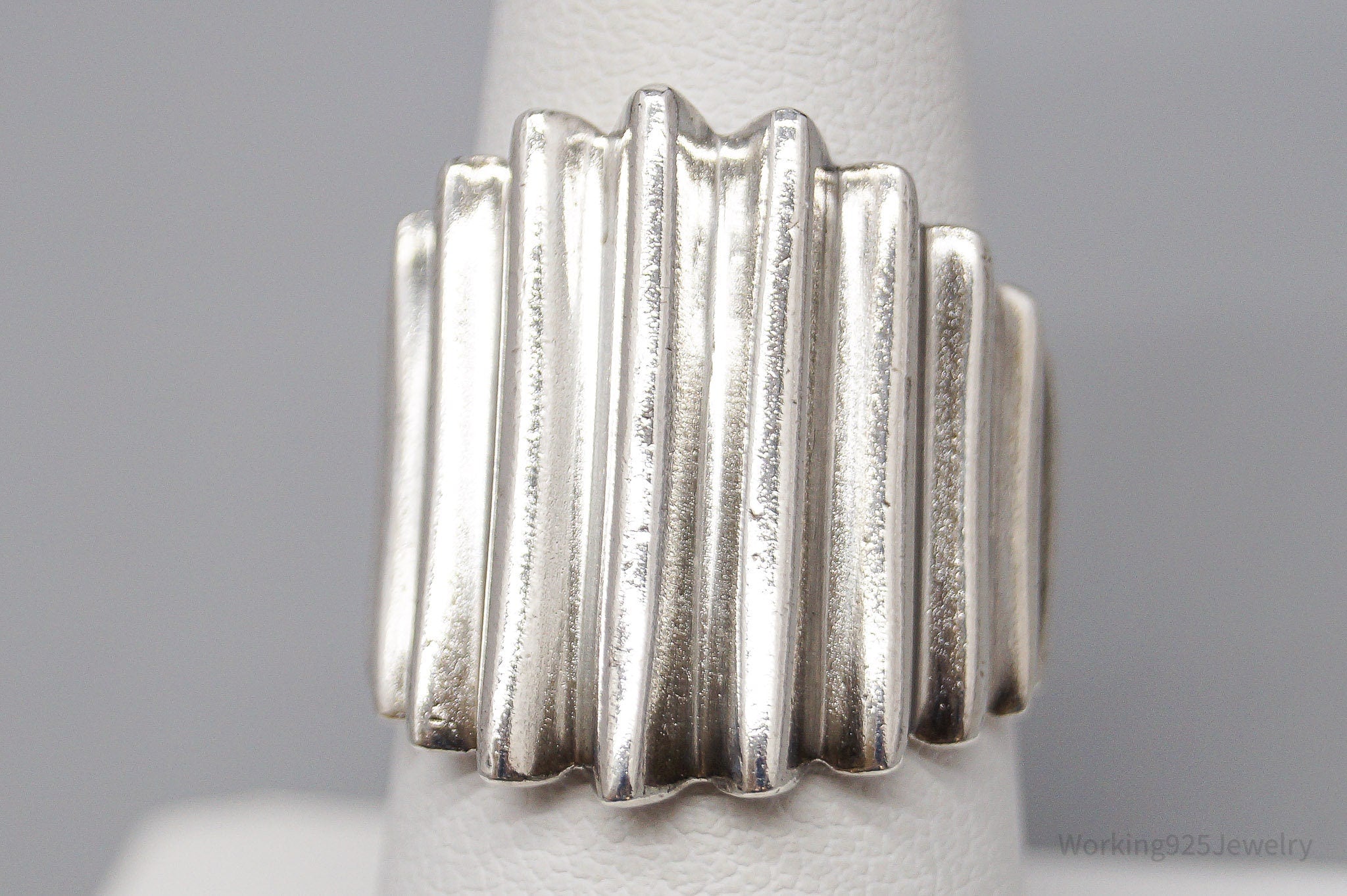 Vintage Puffy Ribbed Modernist Style Sterling Silver Ring - Size 7.75
