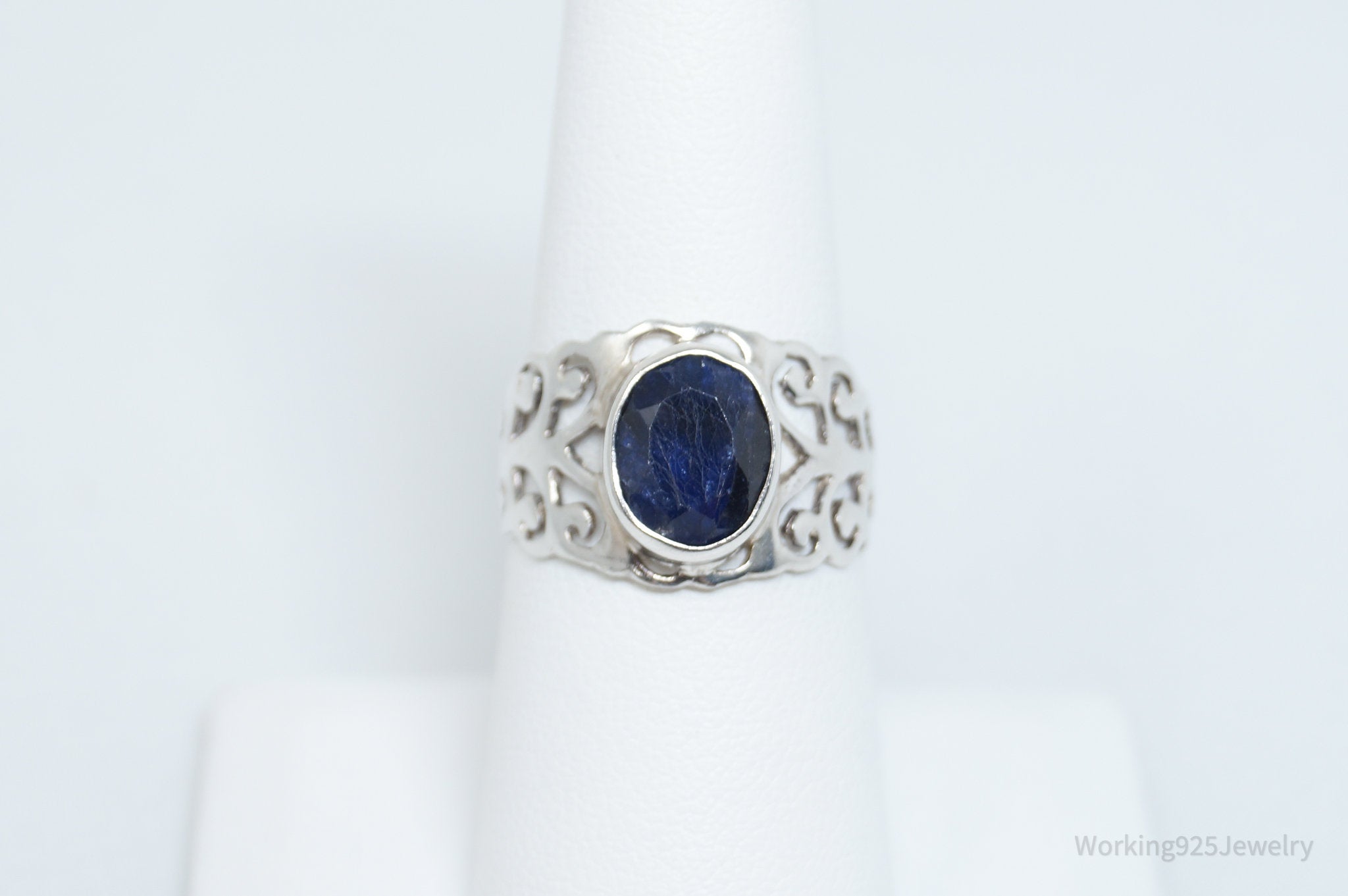 Vintage Western Style Natural Blue Sapphirel Sterling Silver Ring - Size 7.25