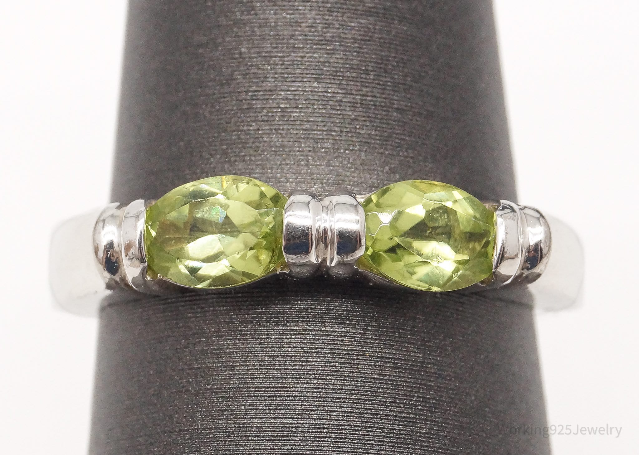 Vintage Peridot Sterling Silver Ring - Size 5.25