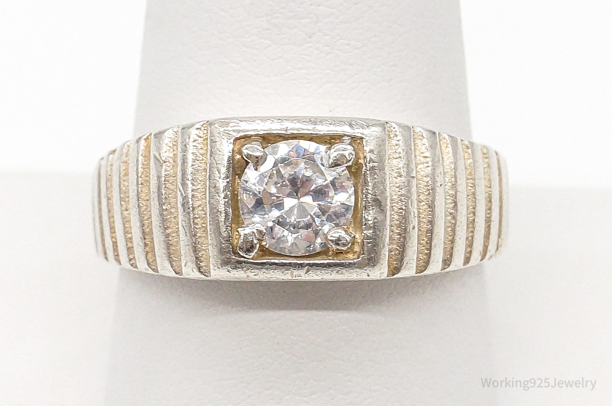 Vintage Cubic Zirconia Sterling Silver Ring - Size 9.5