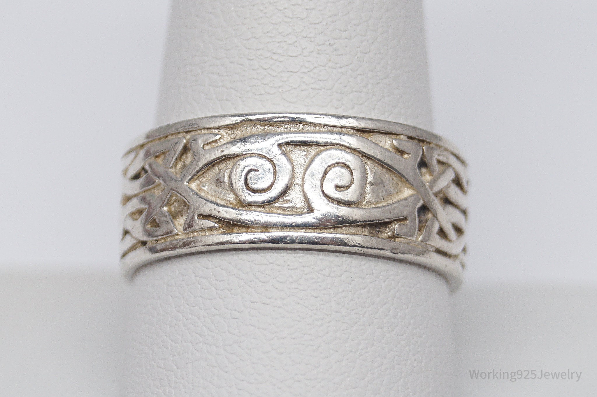 Vintage Celtic Knots Sterling Silver Band Ring - Size 10.25
