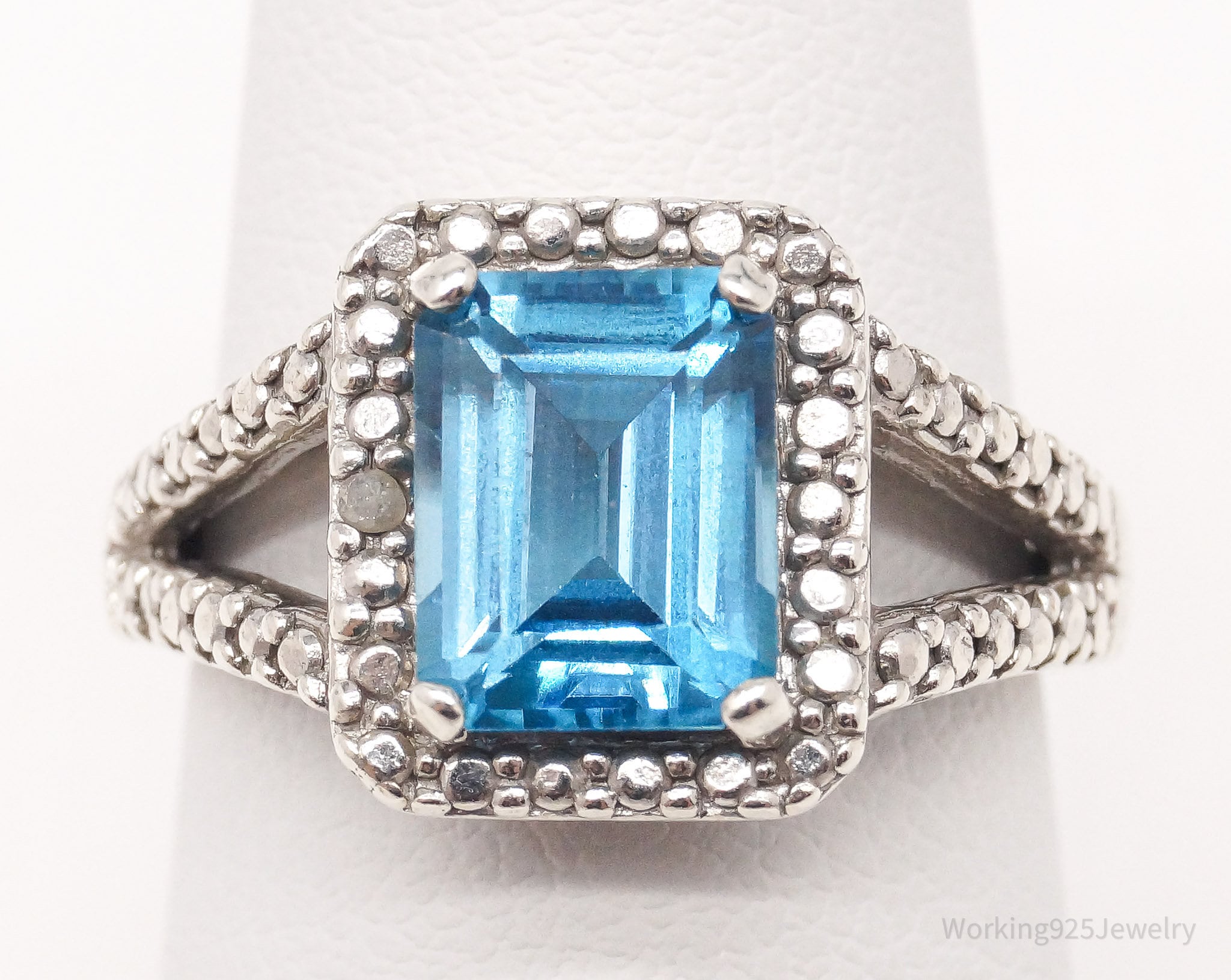 Vintage Blue Topaz Single Diamond Sterling Silver Ring - Size 7