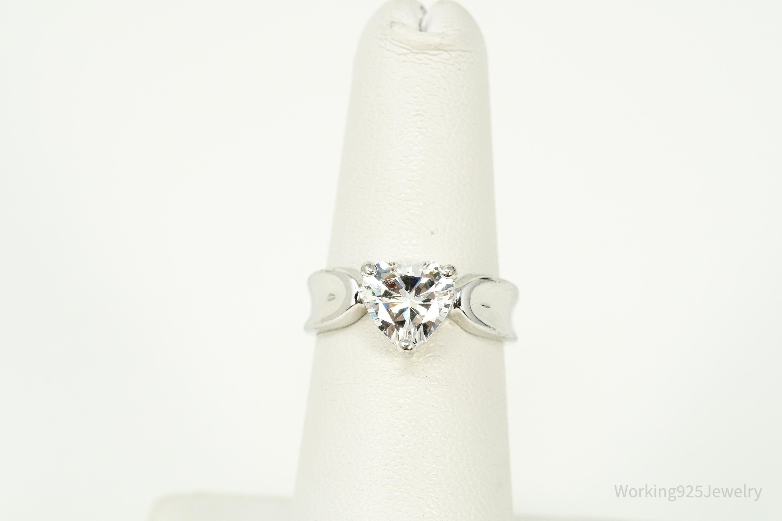 Vintage Cubic Zirconia Heart Sterling Silver Ring - Size 6