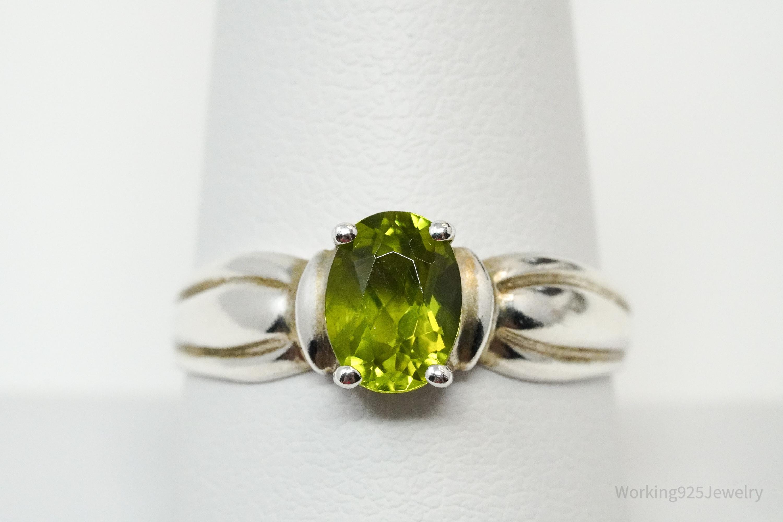 Vintage Green Peridot Sterling Silver Ring - Size 9.5
