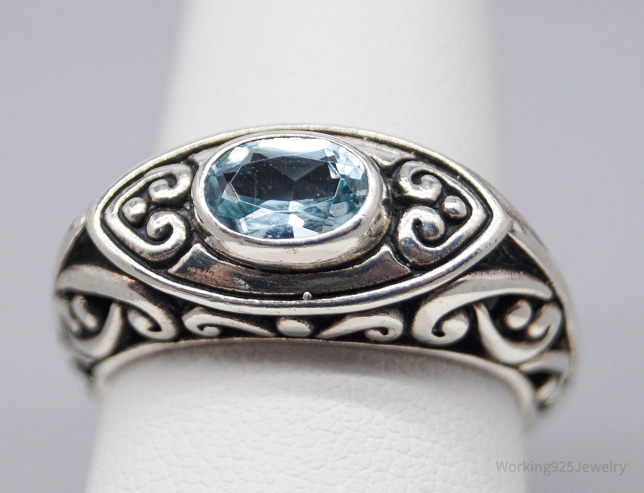 Vintage Blue Topaz Sterling Silver Ring - Size 7.75