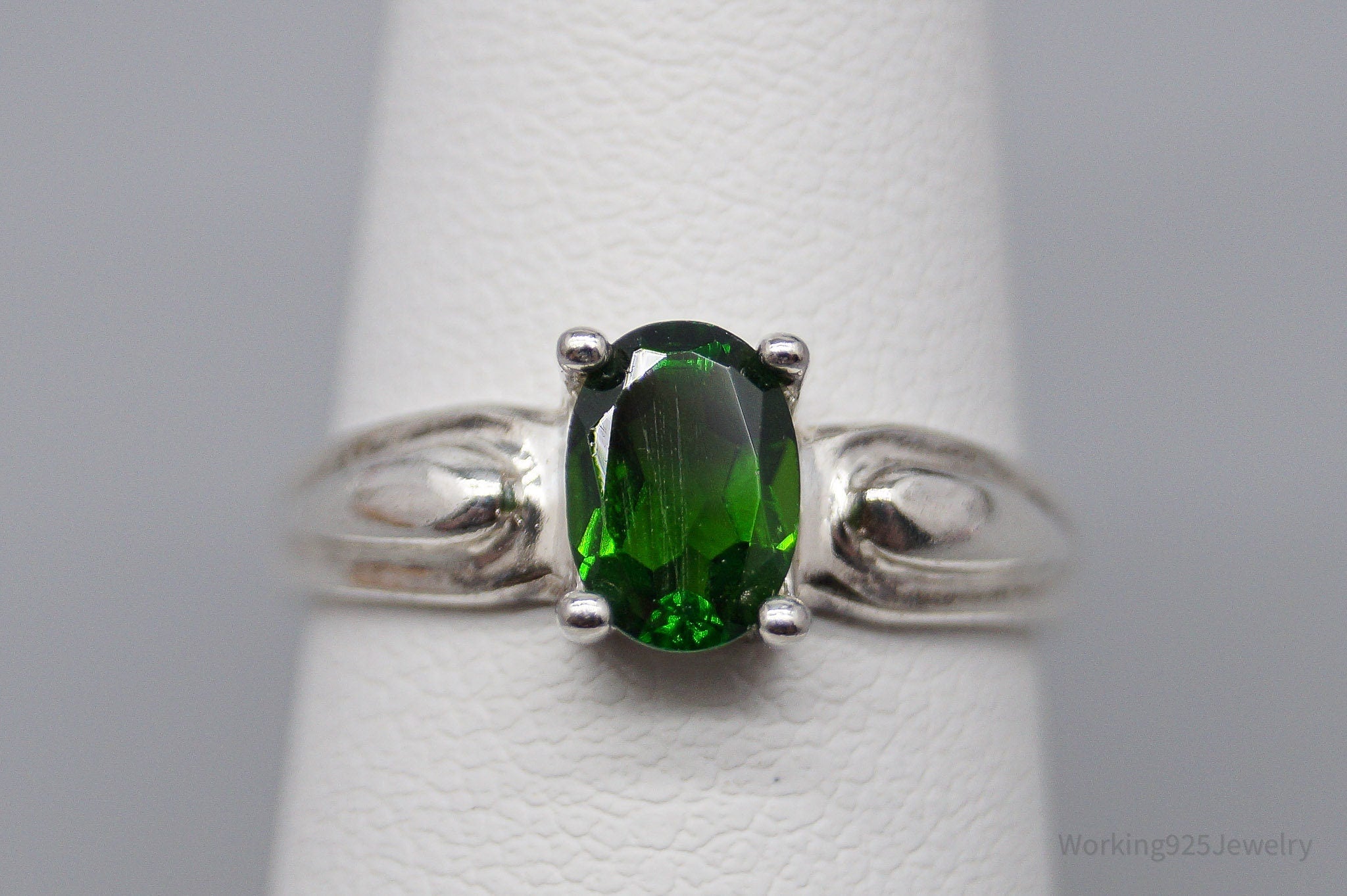 Vintage JTV UTC Green Chrome Diopside Sterling Silver Ring - Size 6