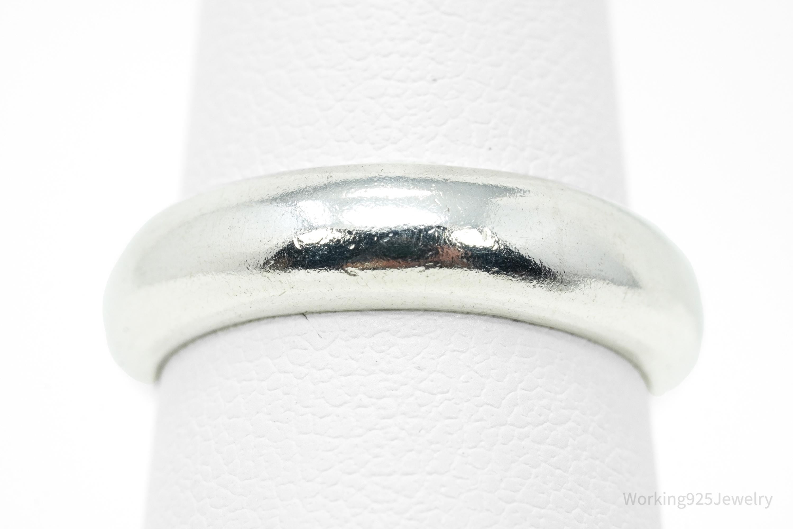 Vintage Sleek Sterling Silver Band Ring - Size 5.5