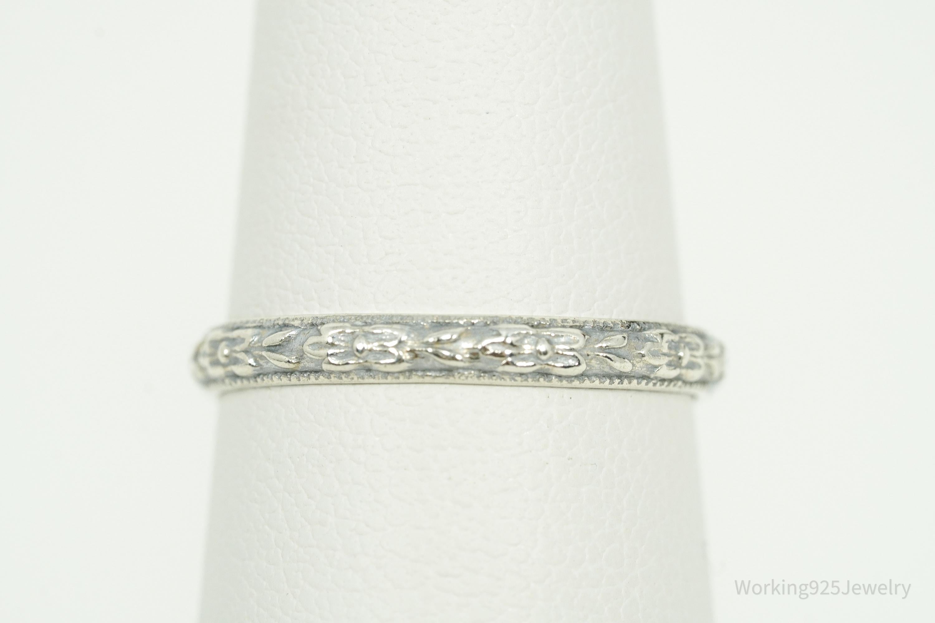 Antique Uncas MFG Co Flowers Pattern Sterling Silver Band Ring - Size 6.25