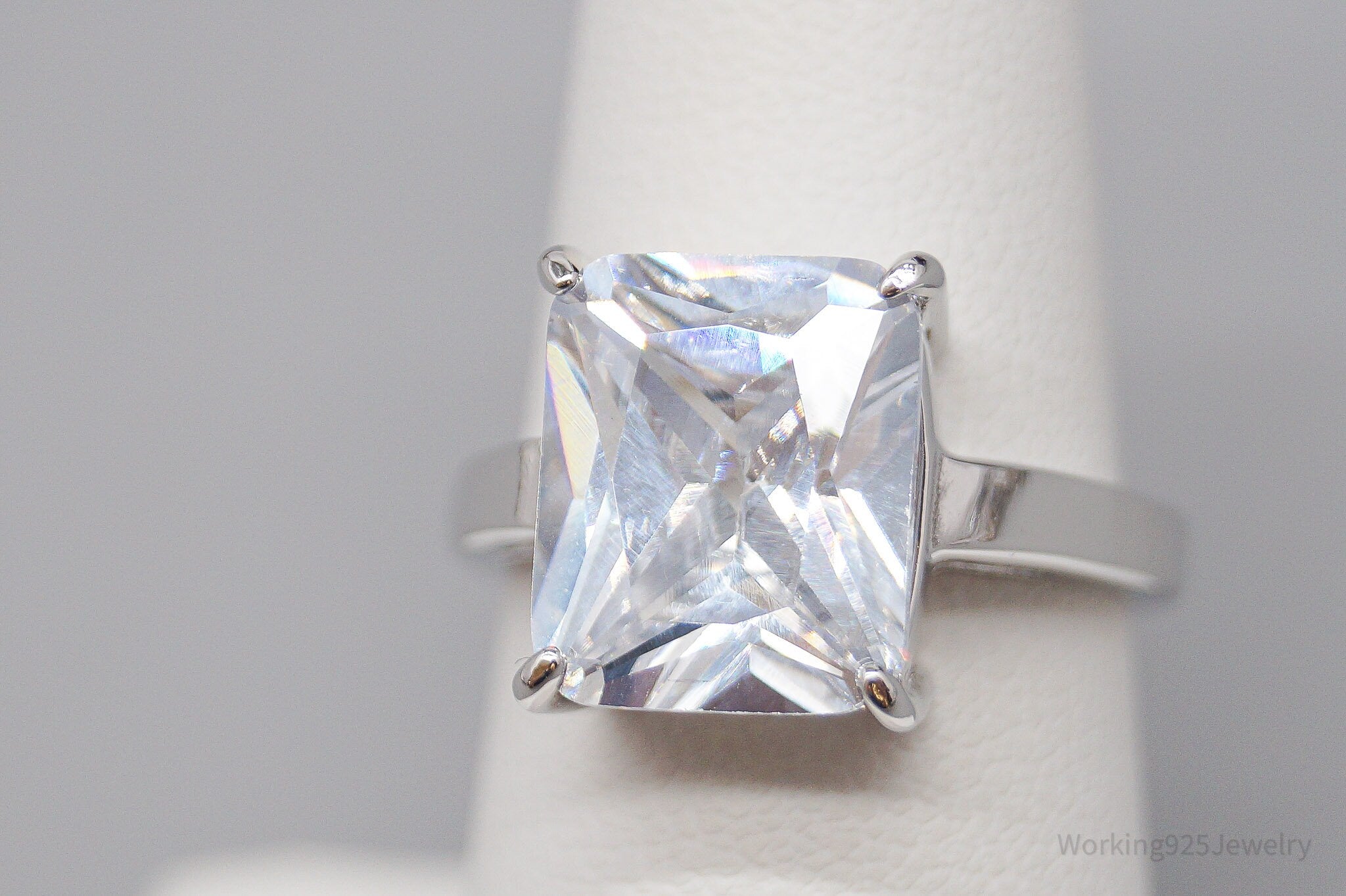 Vintage Designer FAS Large Cubic Zirconia Sterling Silver Ring - Size 7