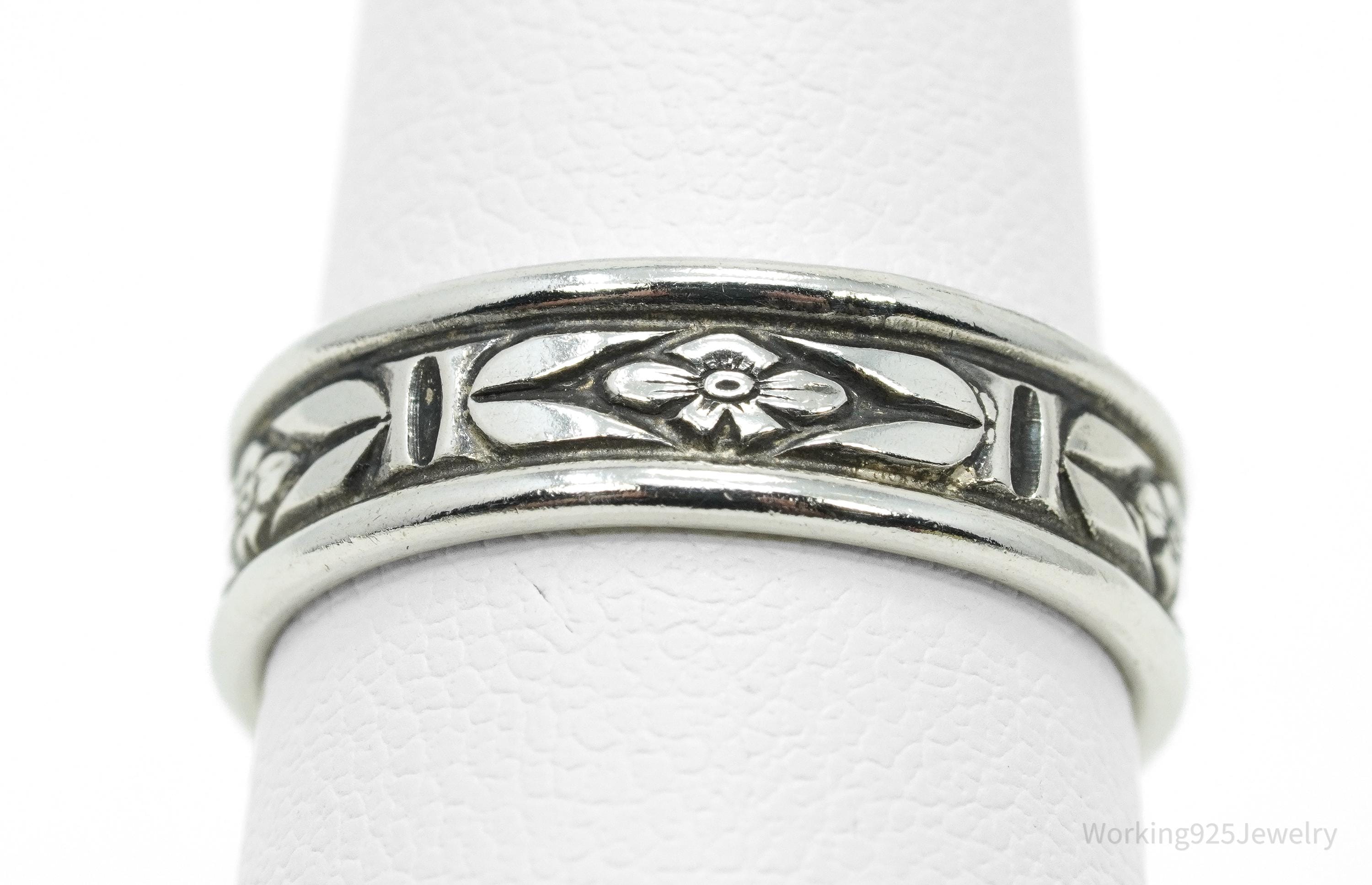 Antique Floral Pattern Silver Band Ring - Size 5