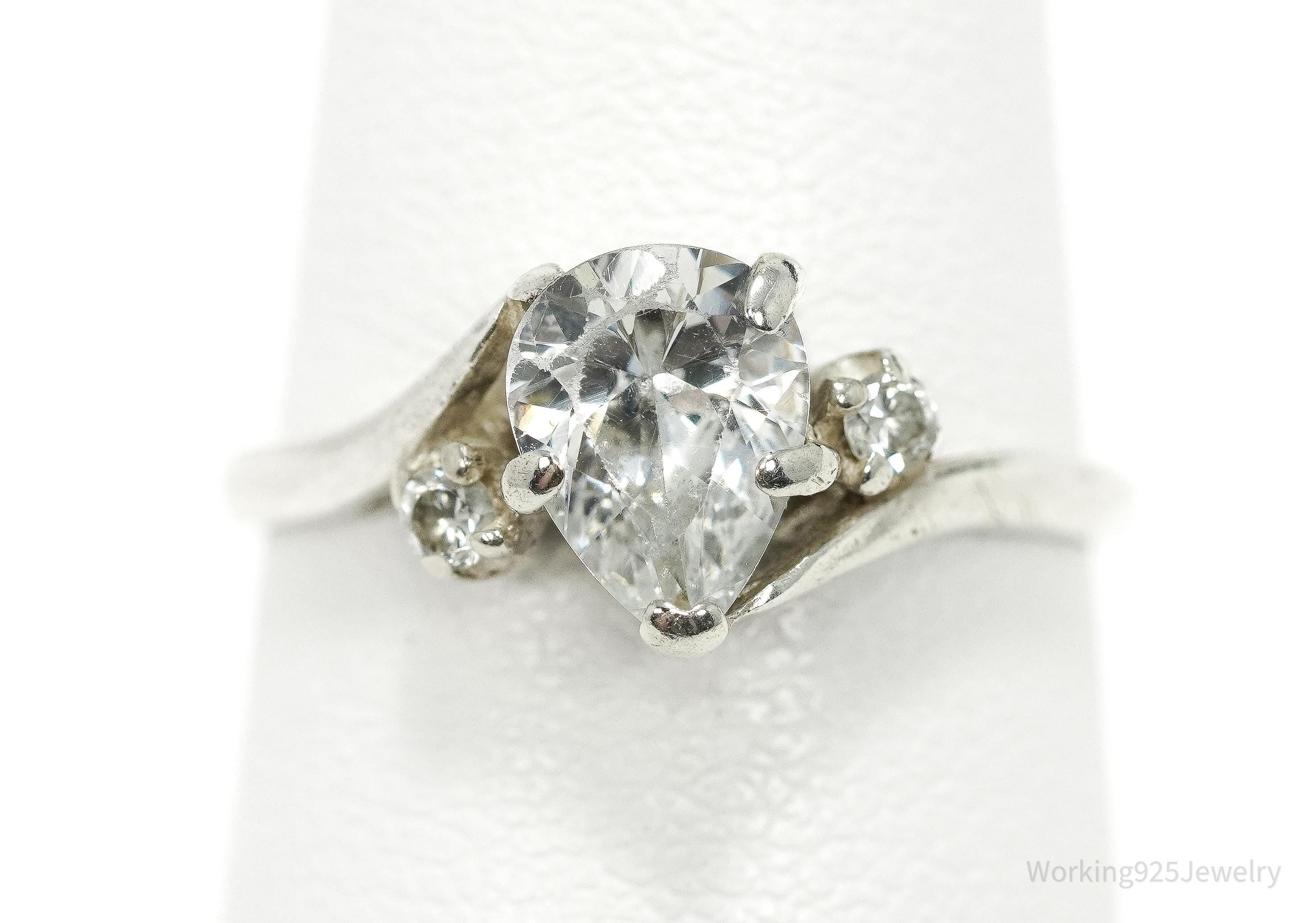 Vintage Cubic Zirconia Sterling Silver Ring - Size 6