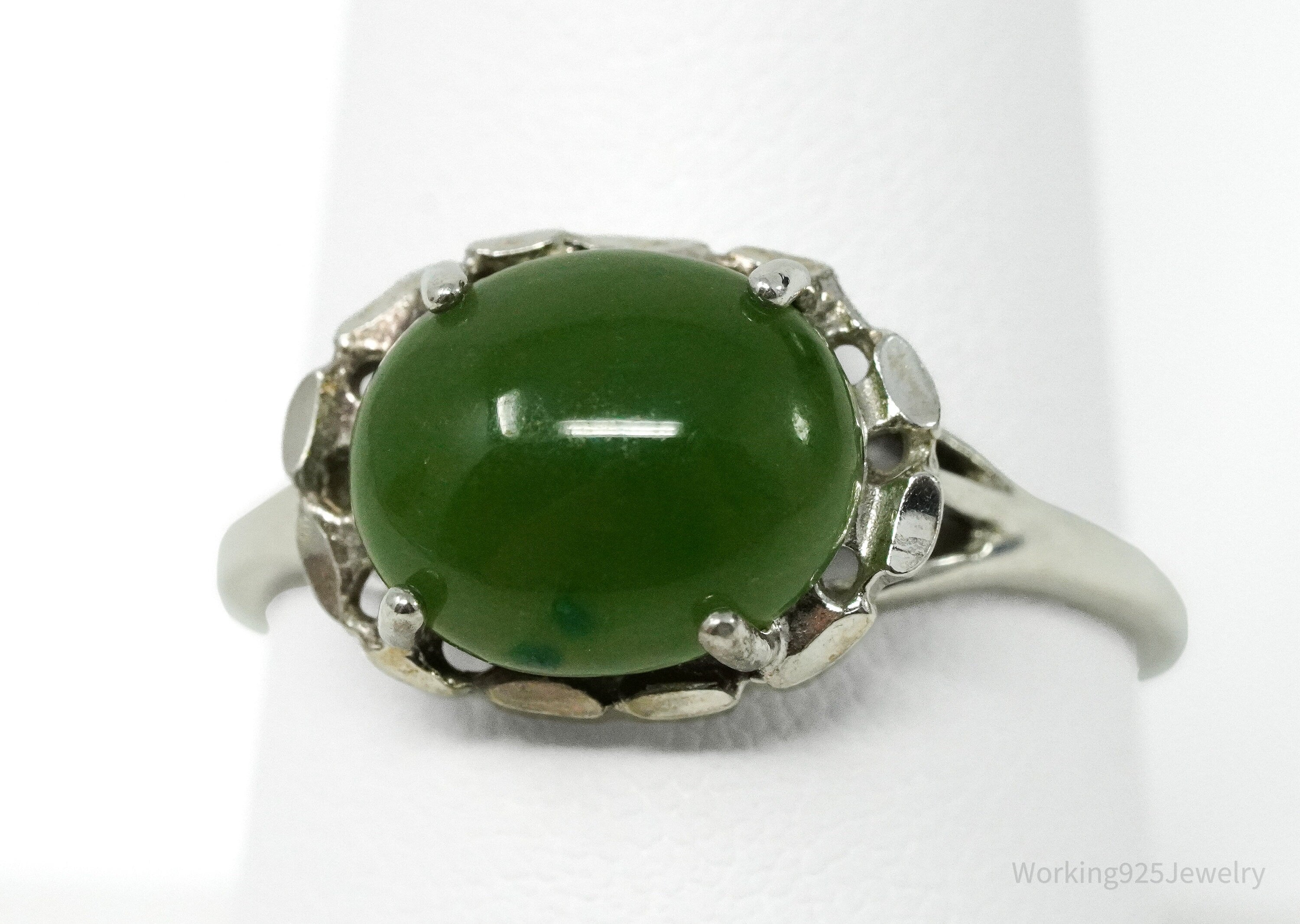 Vintage UTC Nephrite Jade Sterling Silver Ring - Size 9