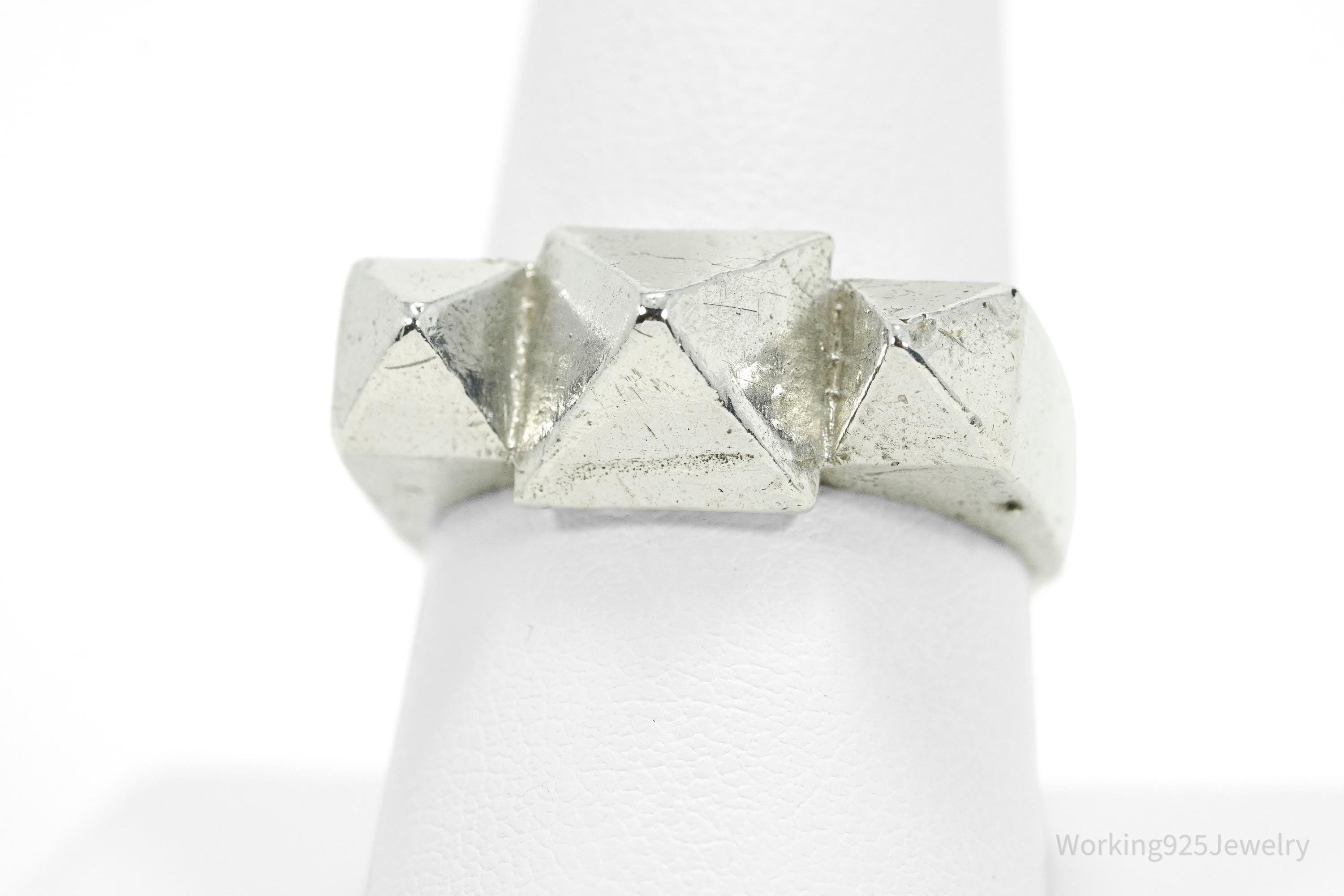 Vintage Triple Pyramid Silver Handmade Band Ring - Size 9