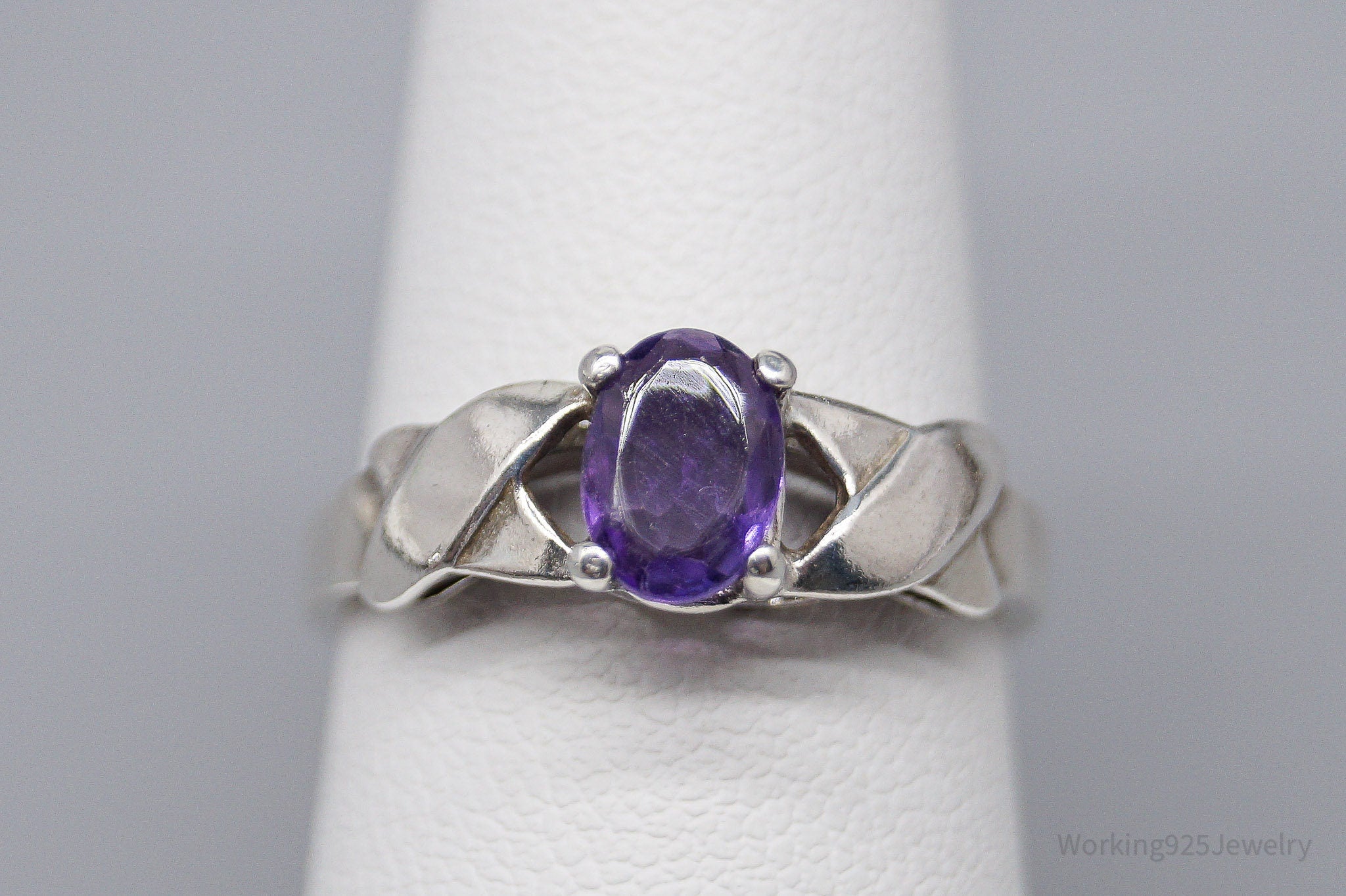 Vintage Amethyst Sterling Silver Ring - Size 7