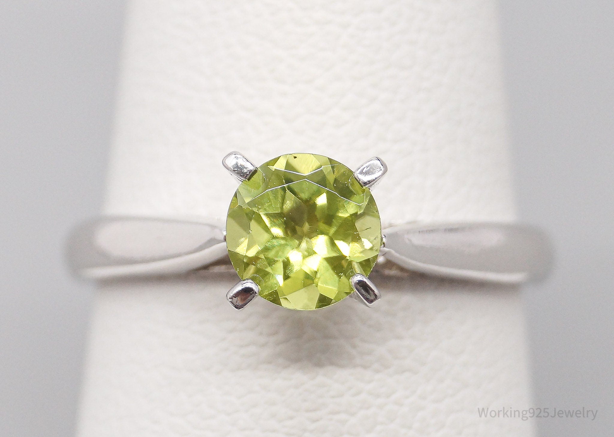 Vintage Peridot Sterling Silver Ring - Size 6.75