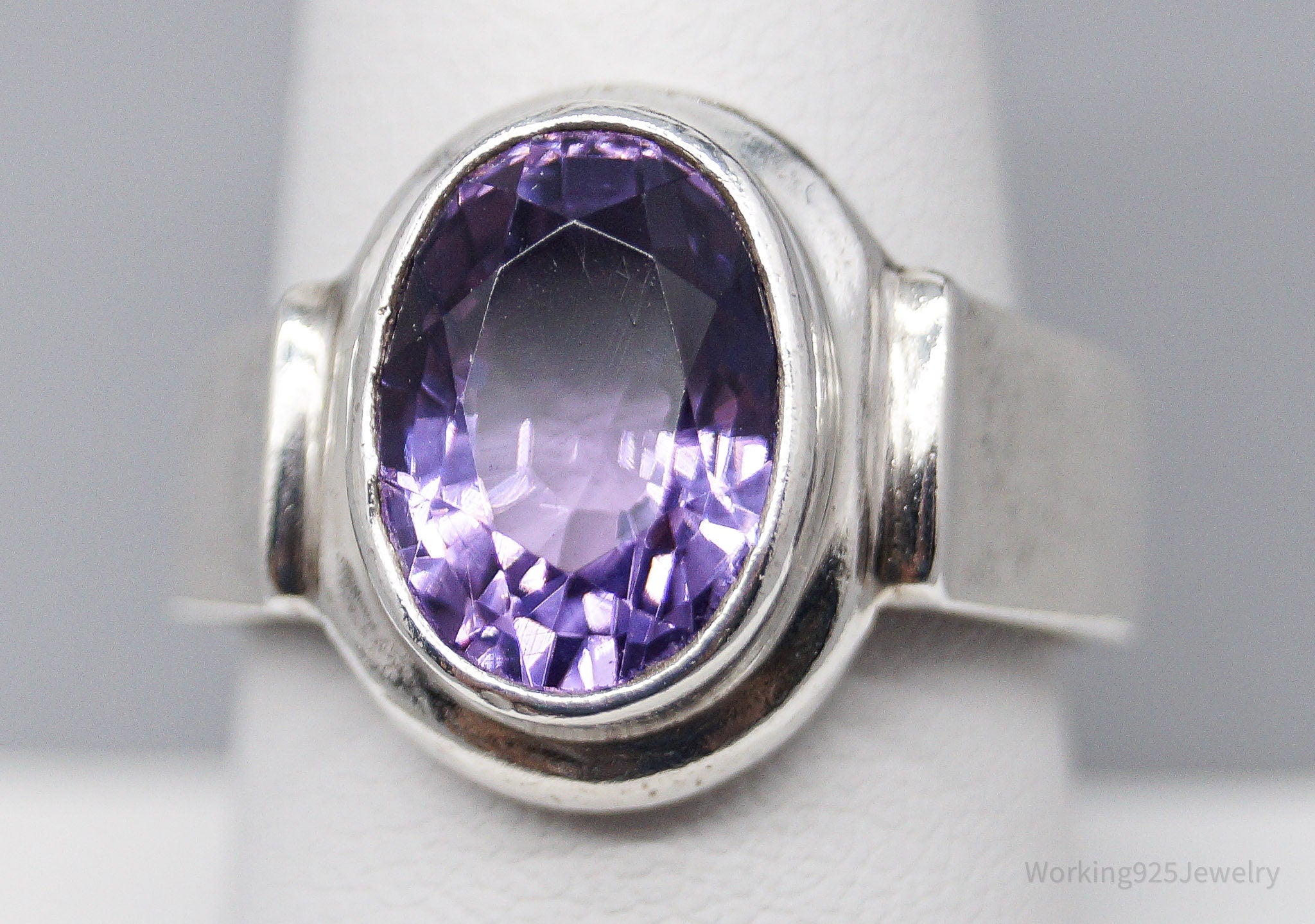 Vintage Amethyst Modernist Sterling Silver Ring - Size 9.5