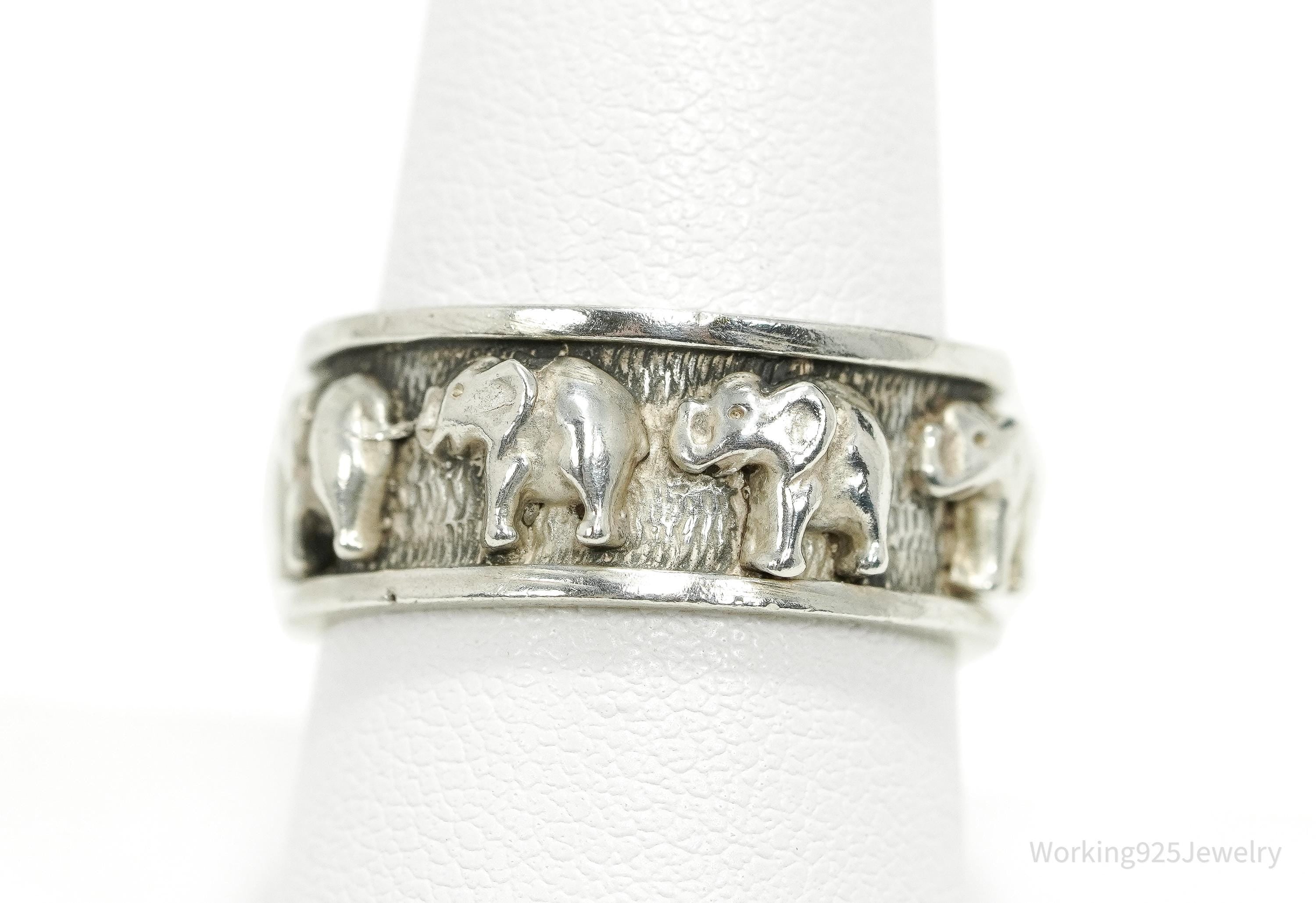 Vintage Elephants Sterling Silver Band Ring - Size 8.75