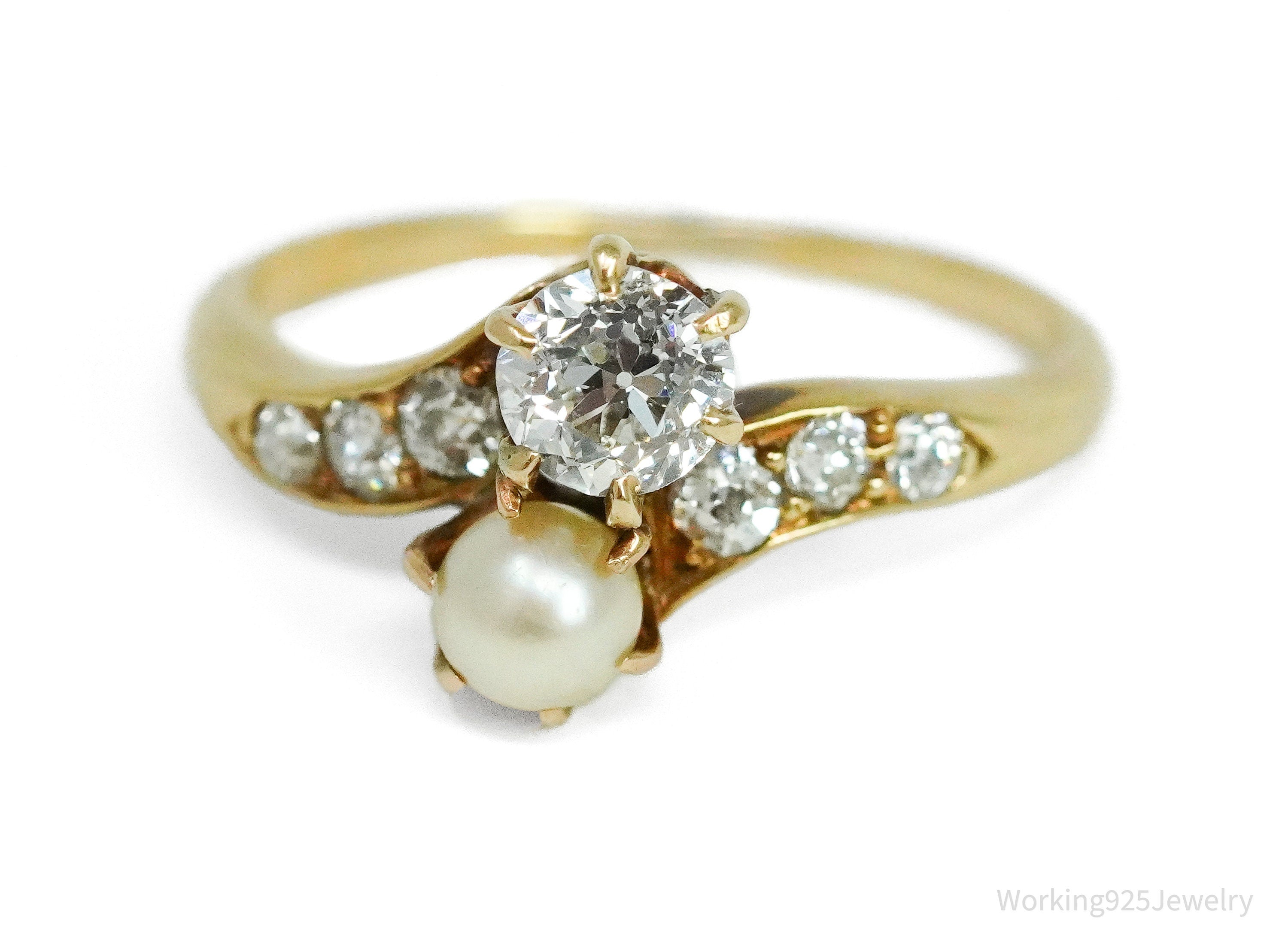 14K Yellow Gold Diamond & Pearl Prong Set Ring - Size 4.75