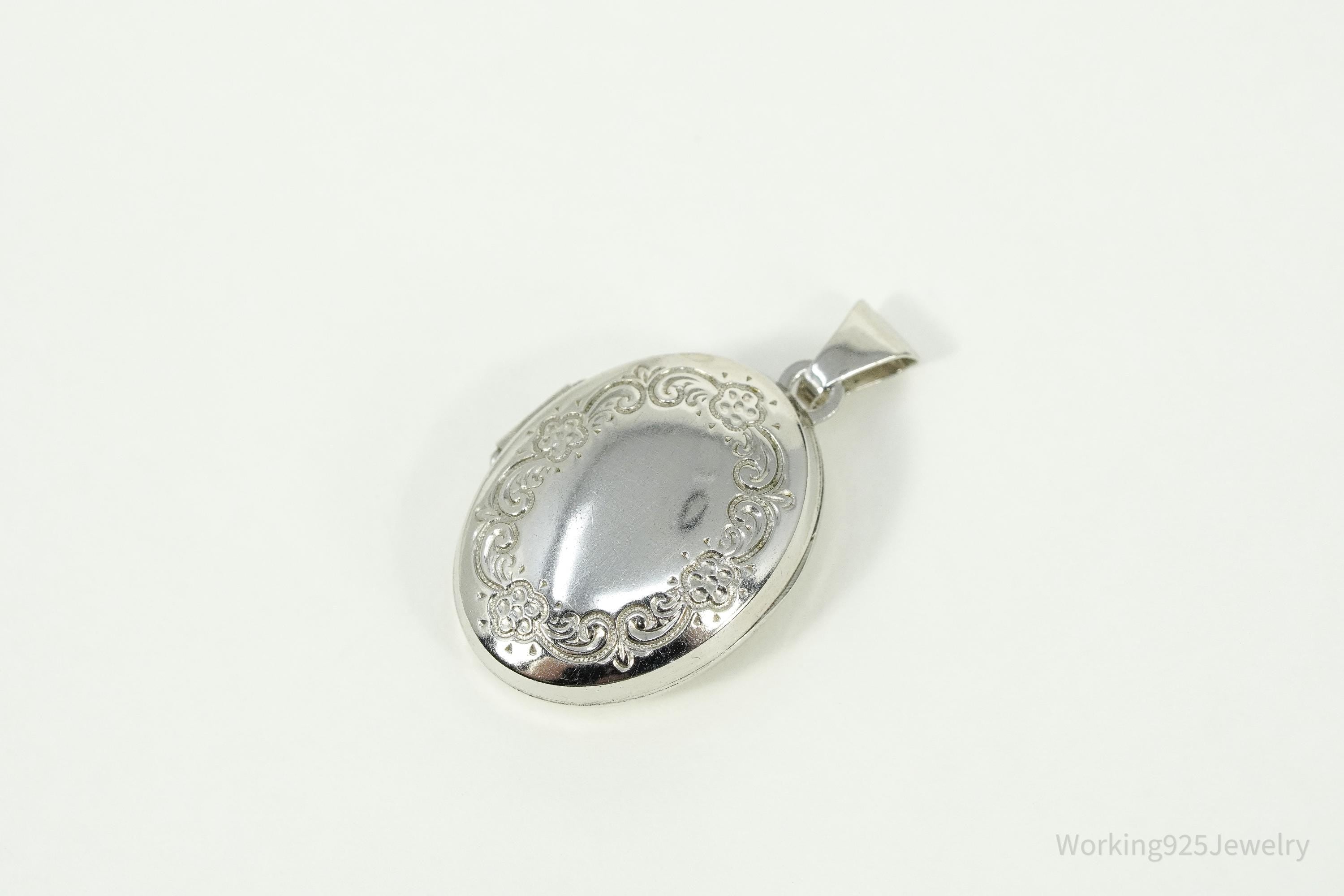 Vintage Flower Etched Oval Silver Locket Pendant 1 1/8"