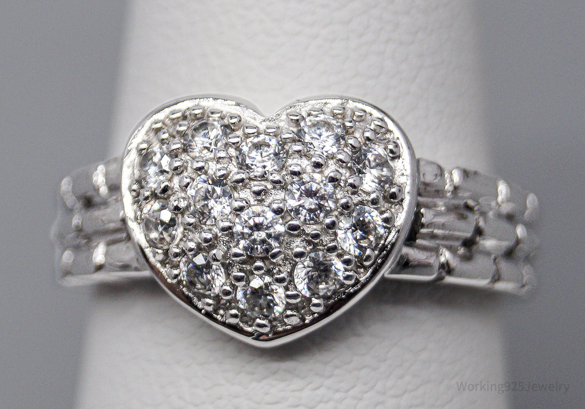 Vintage Cubic Zirconia Heart Sterling Silver Ring - Size 7