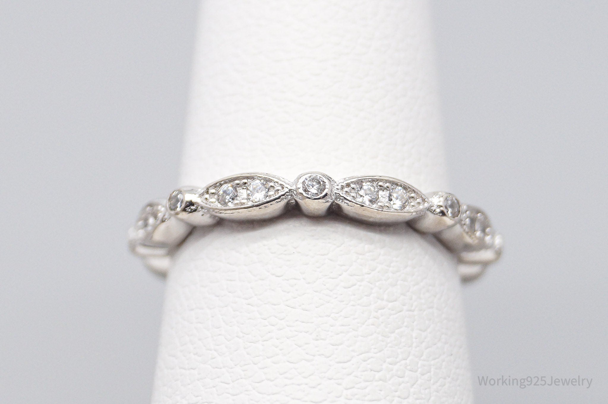 Vintage Cubic Zirconia Sterling Silver Band Ring - Size 4.75