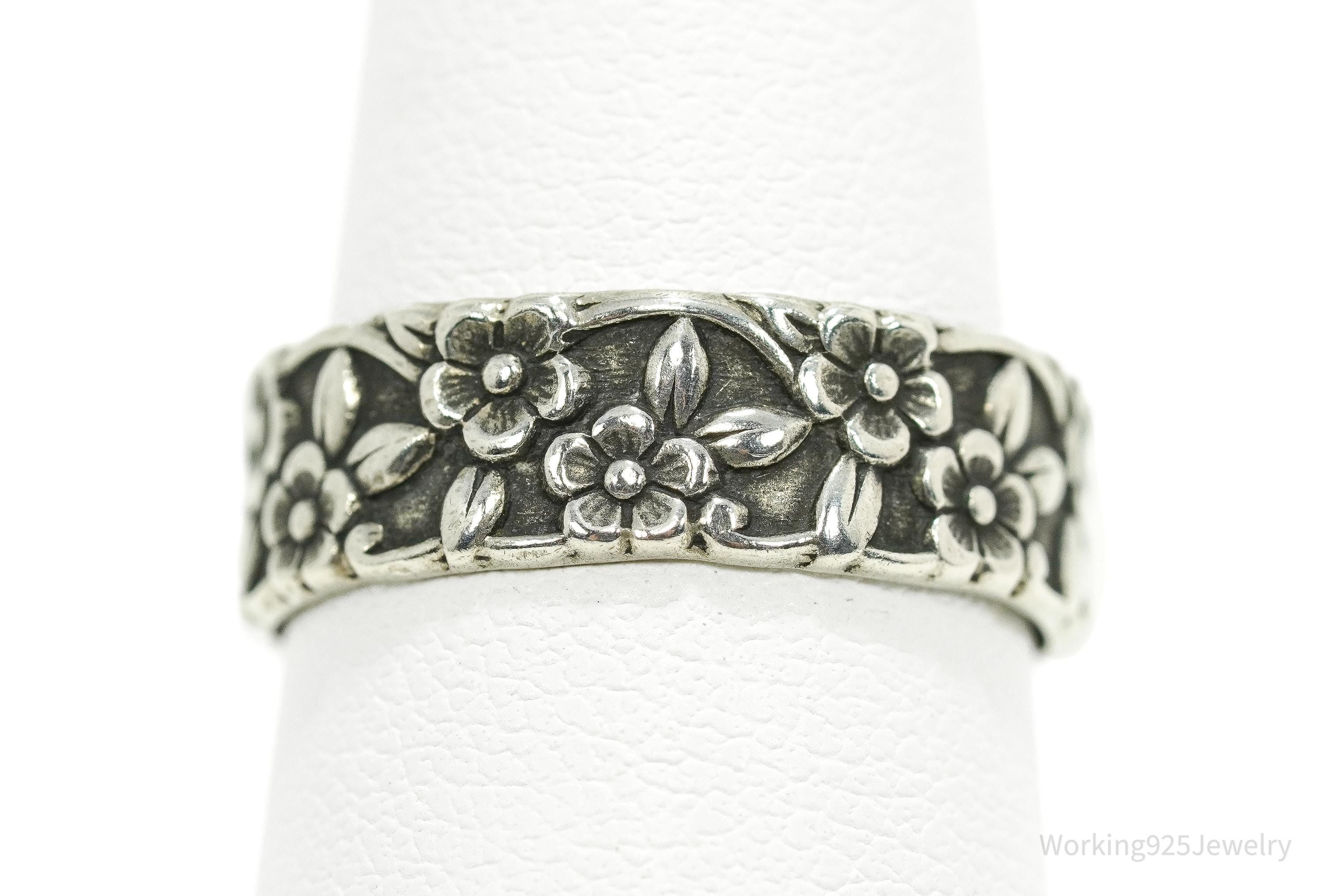 Antique Flowers Sterling Silver Band Ring - Size 7