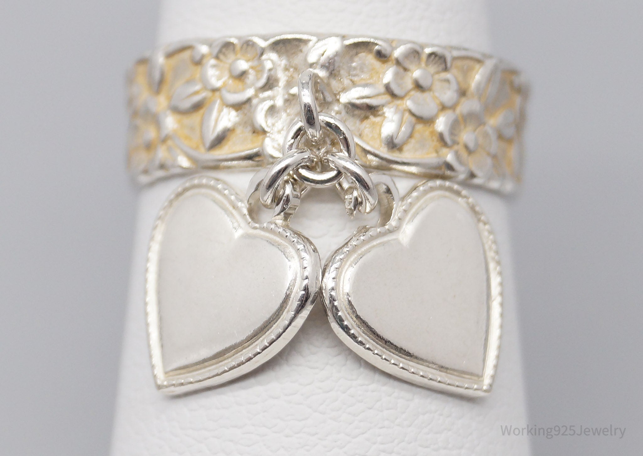 Antique Sweethearts Charms Floral Pattern Sterling Silver Ring - Size 6