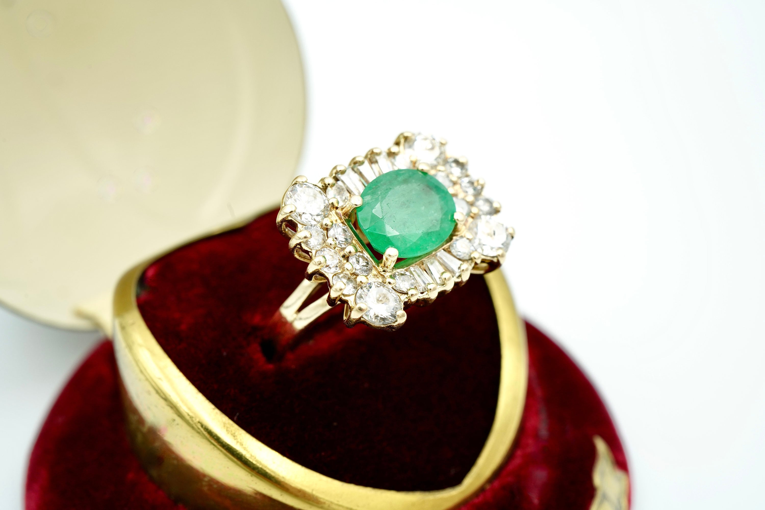 14K Yellow Gold 4.24 ct Emerald & Diamond Ring