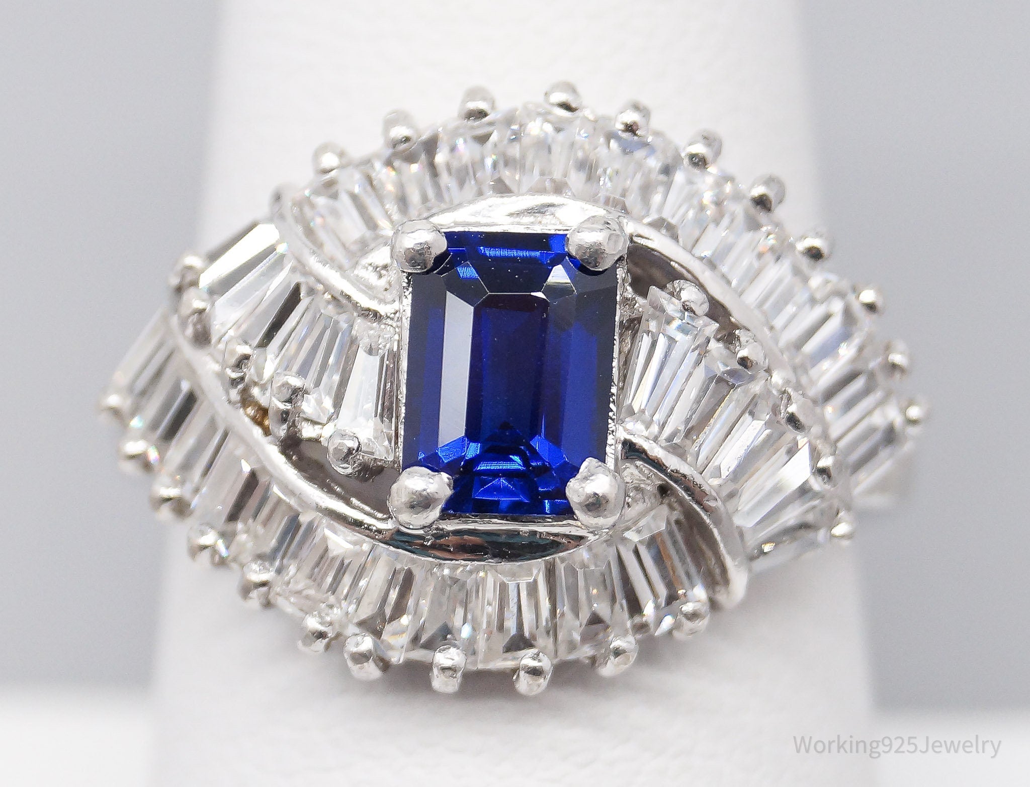 Vintage Lab Sapphire Cubic Zirconia Sterling Silver Ring - Size 8