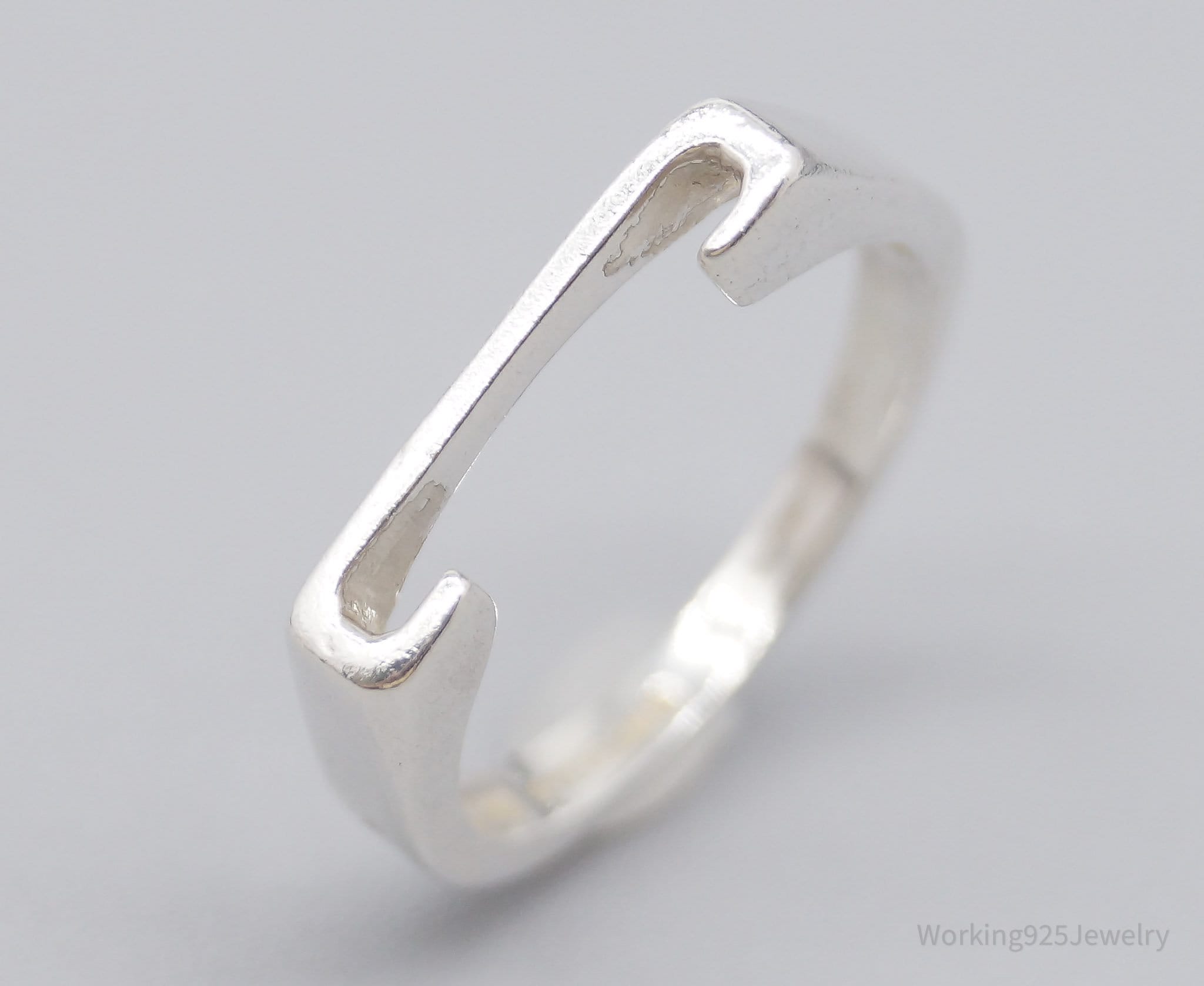 Vintage Designer Cellini "C" Initial Sterling Silver Ring - Size 6