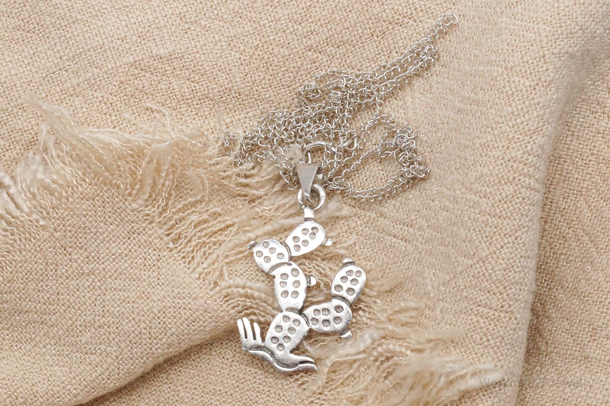 Vintage Western Desert Cactus Sterling Silver Necklace 20"