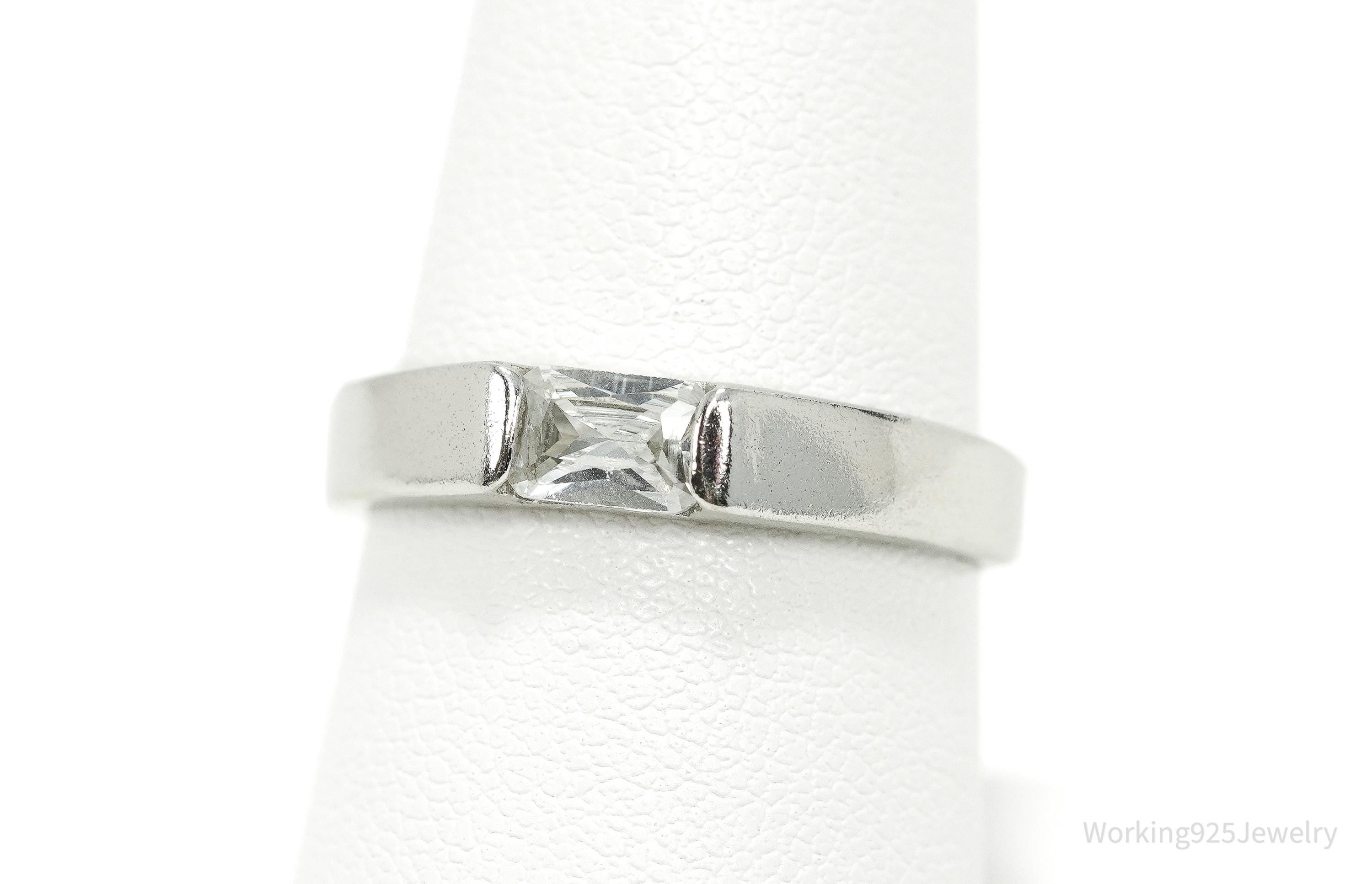 Vintage Cubic Zirconia Sterling Silver Ring Size 8.25