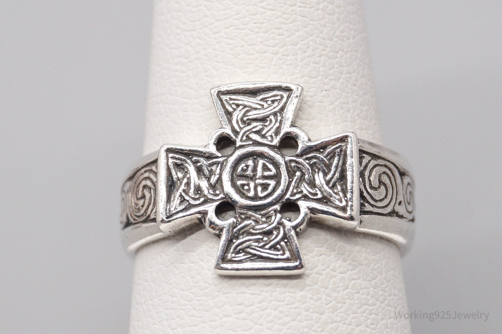 Vintage Celtic Knot Cross Sterling Silver Ring - Size 7.25
