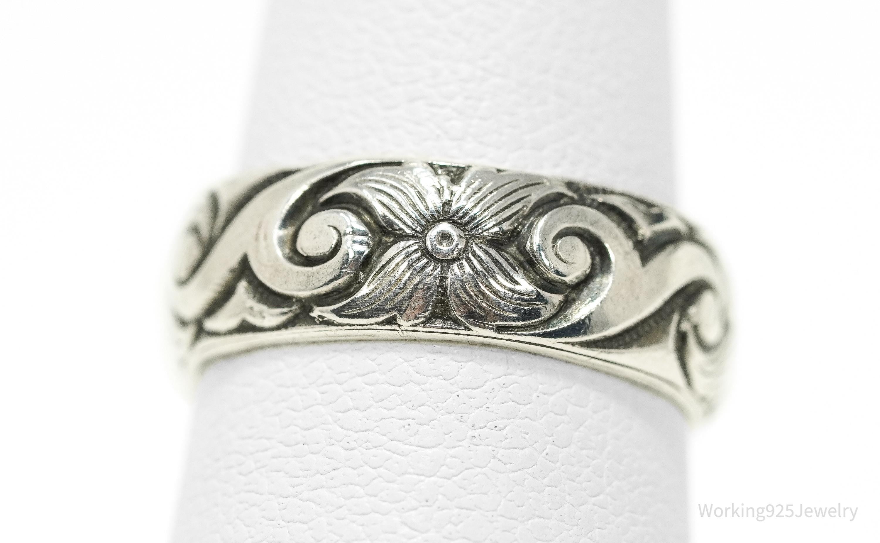 Antique Art Nouveau Floral Pattern Silver Band Ring - Size 6.25