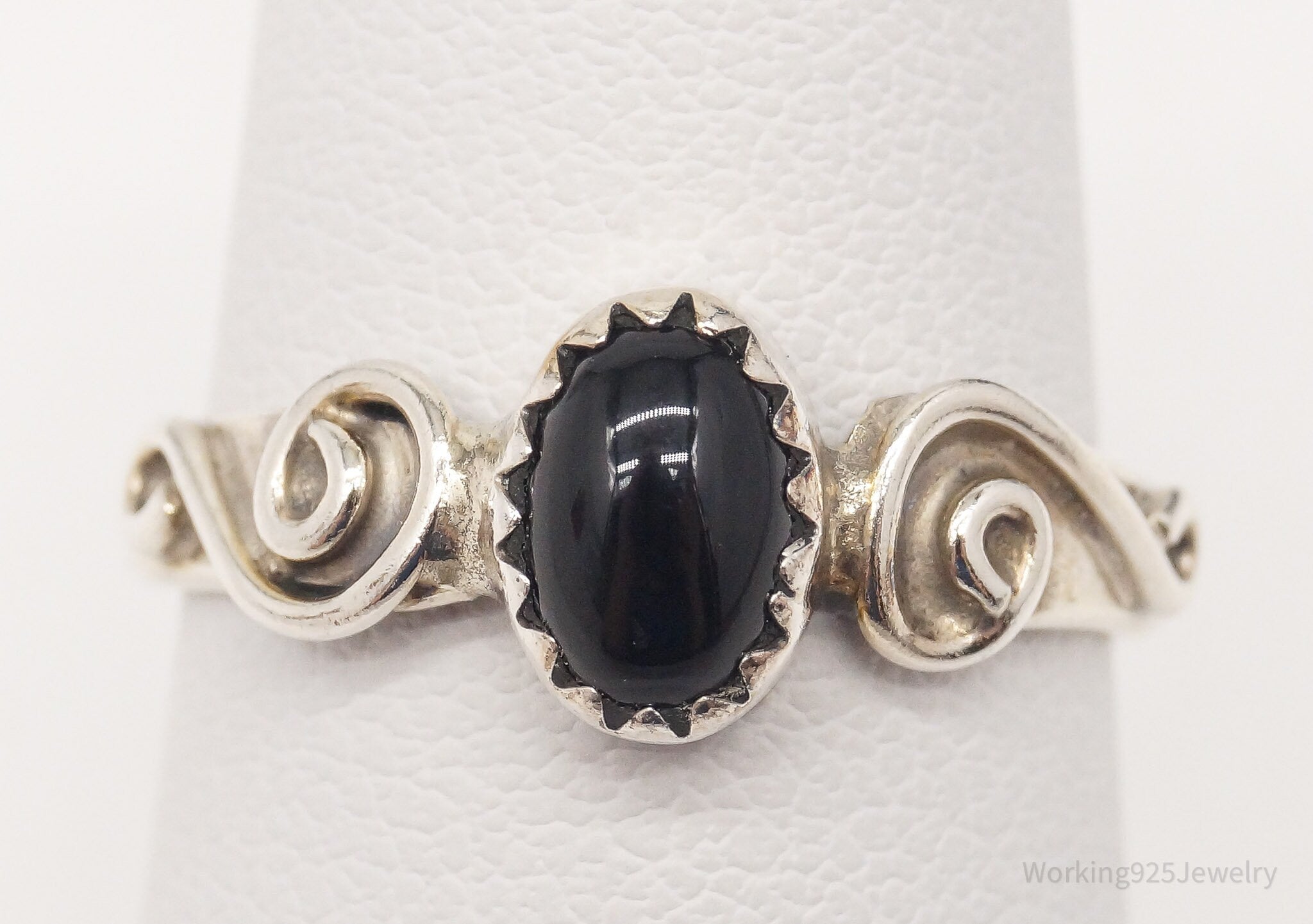 Vintage Native American Black Onyx Sterling Silver Ring Size 7.25