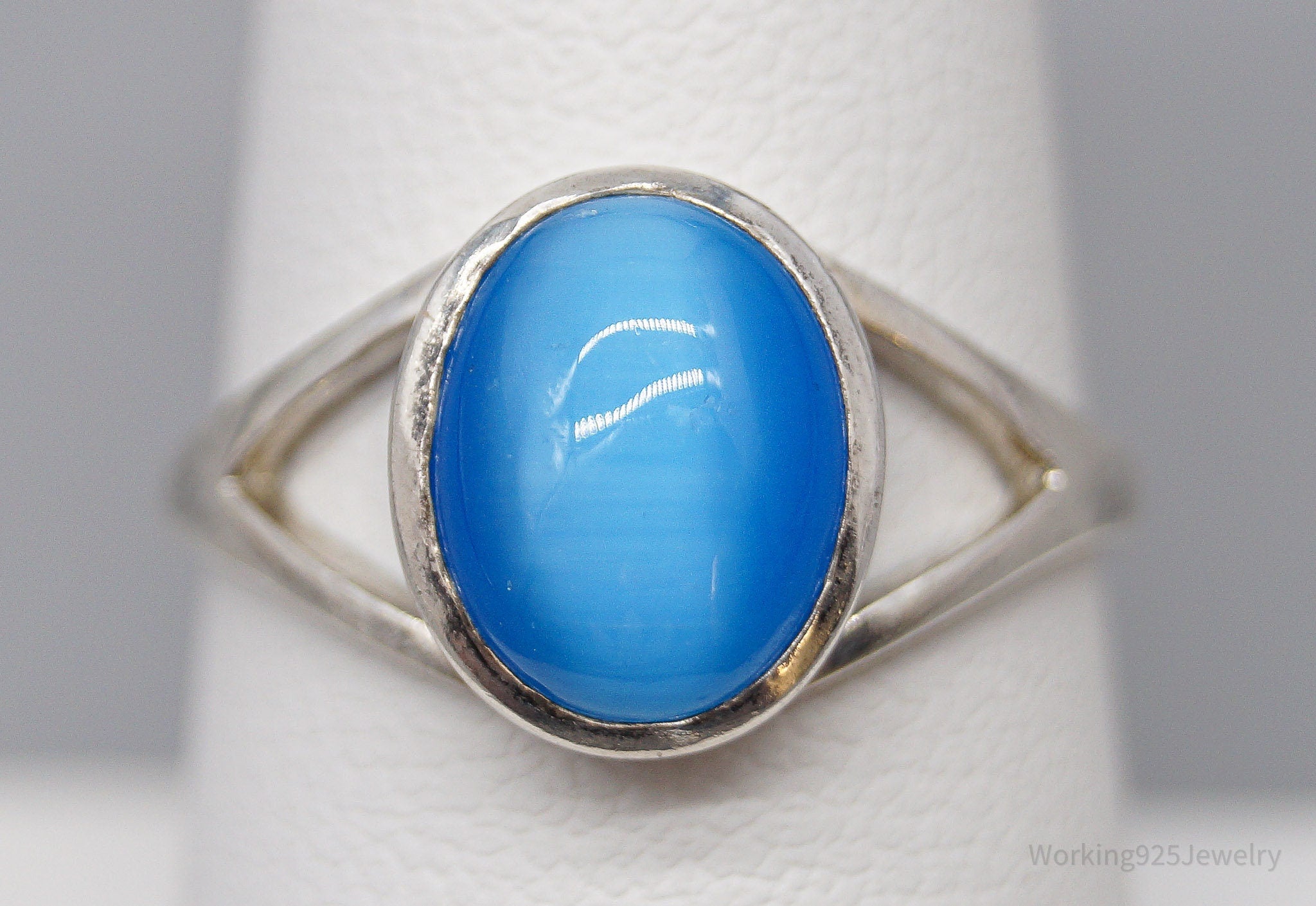 Vintage Blue Cats Eye Sterling Silver Ring - Size 8