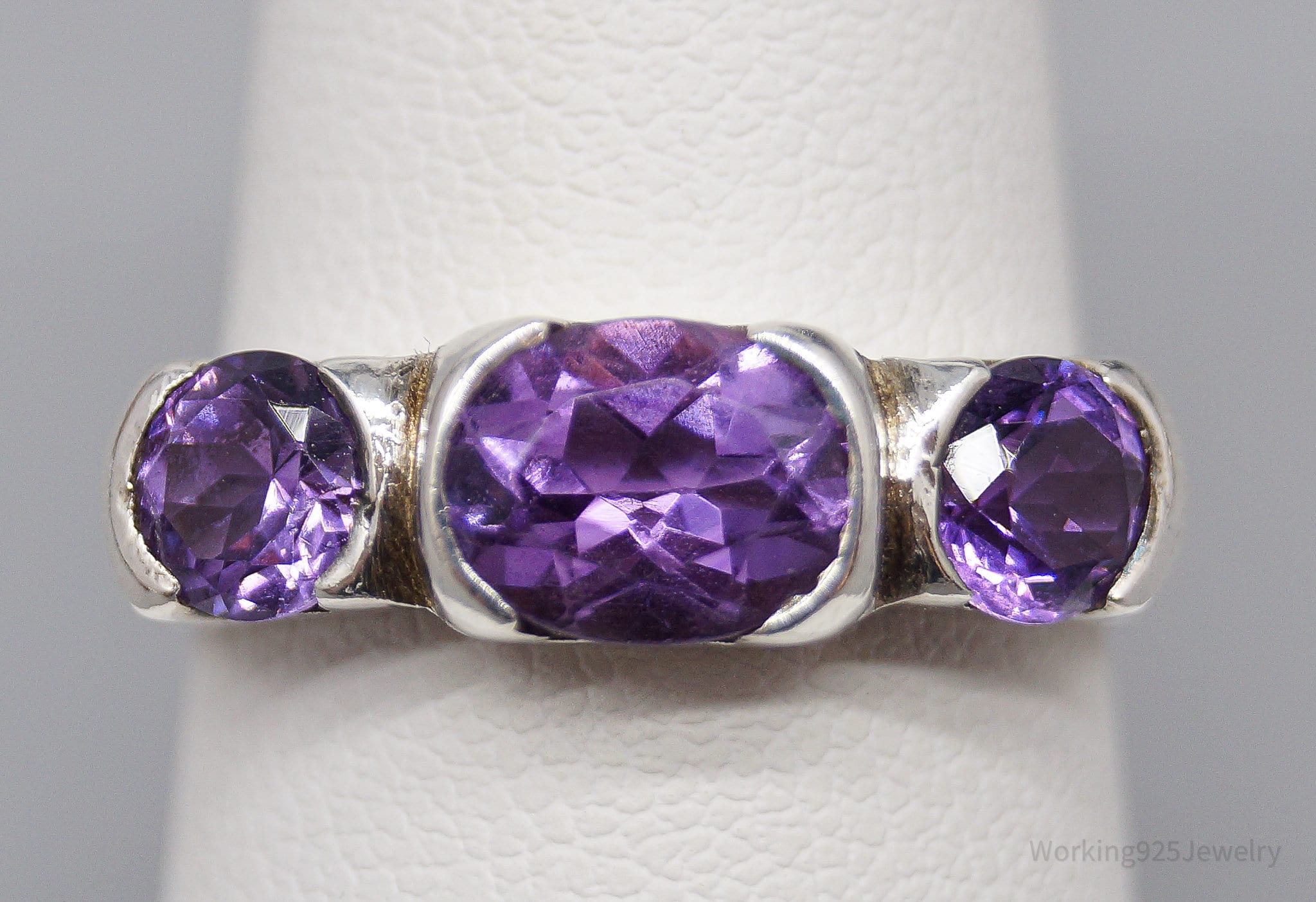 Vintage Amethyst Sterling Silver Ring - Size 7.5